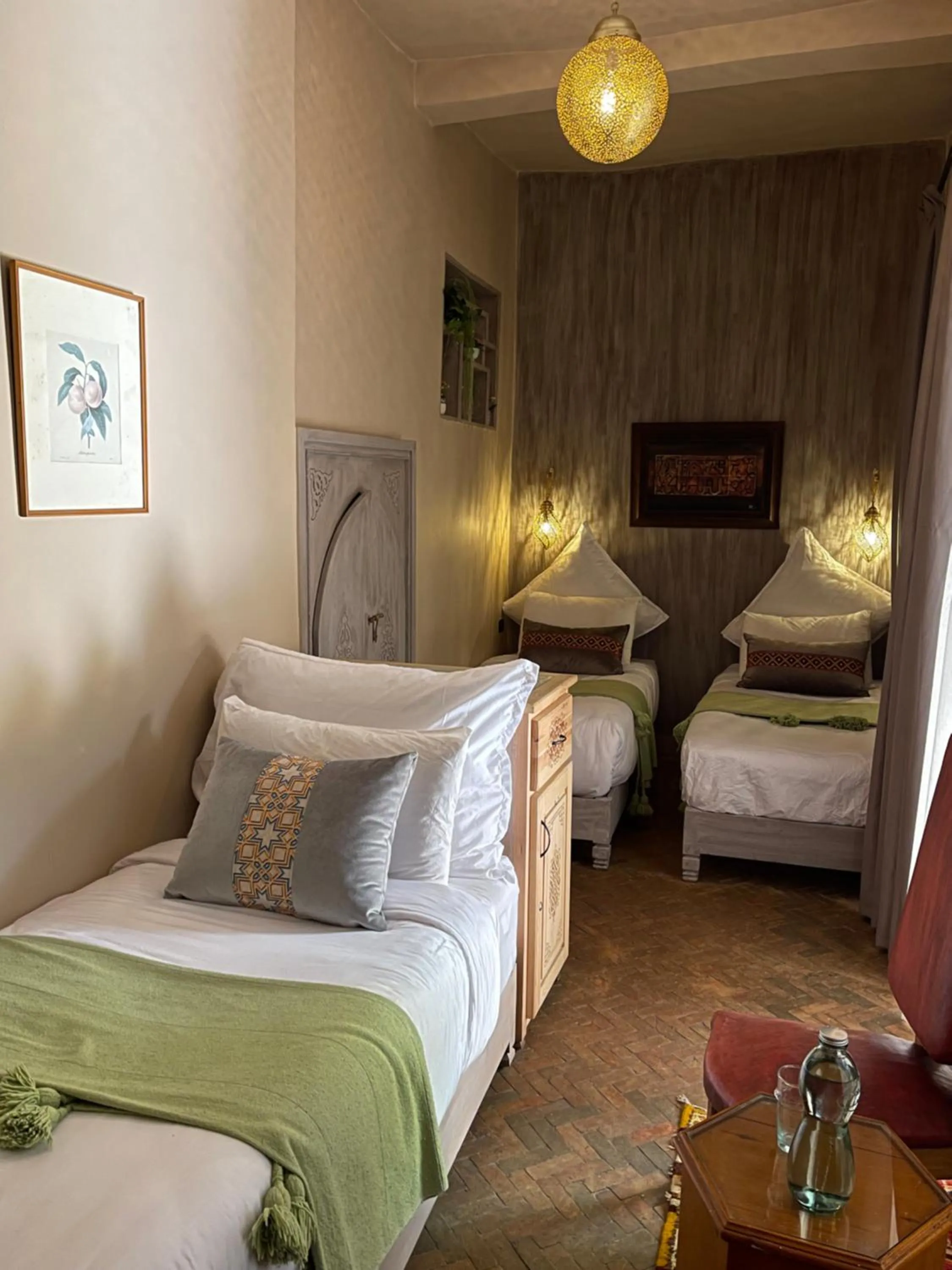 Photo of the whole room, Bed in Riad La Calèche
