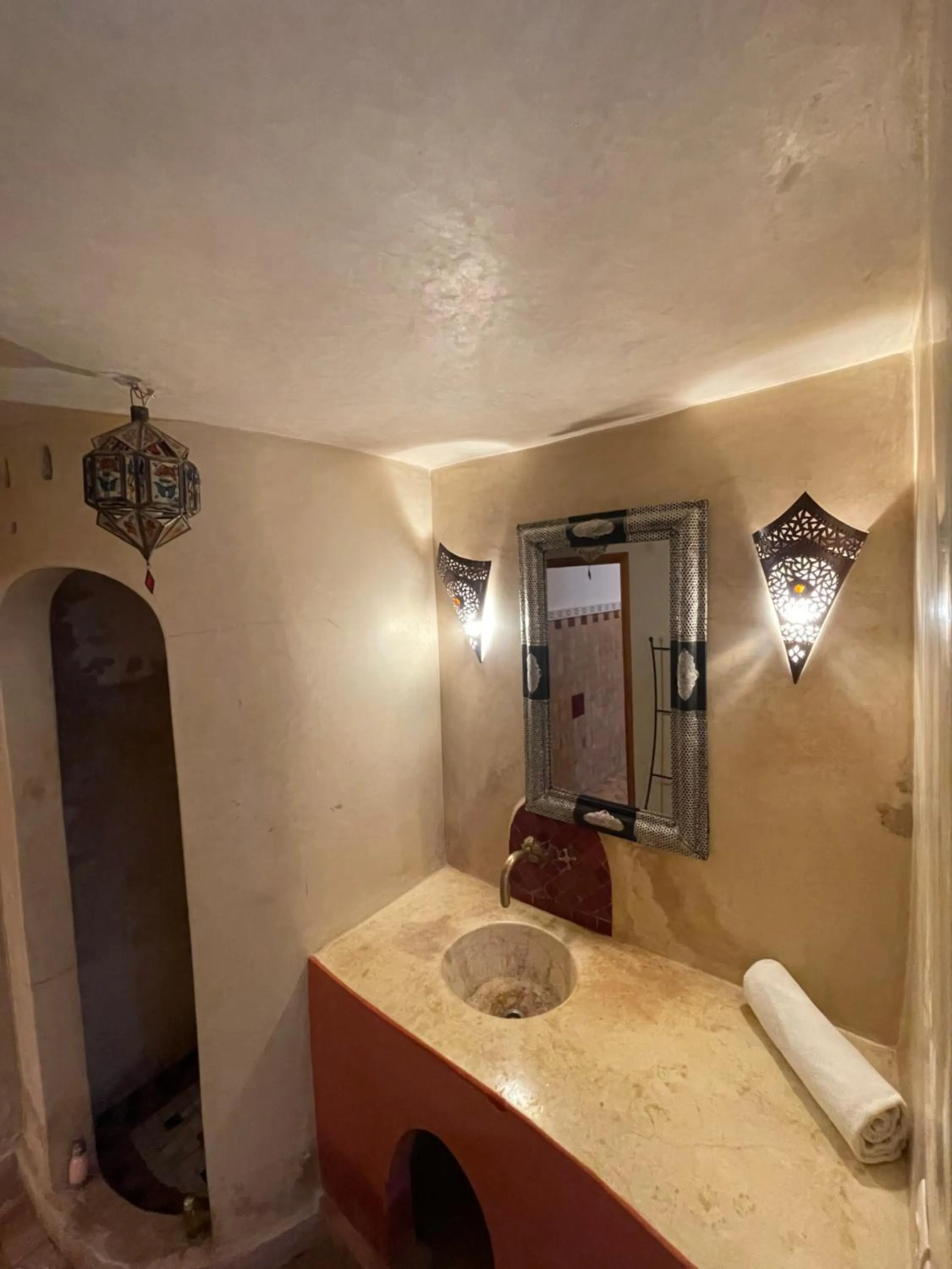 Shower in Riad La Calèche