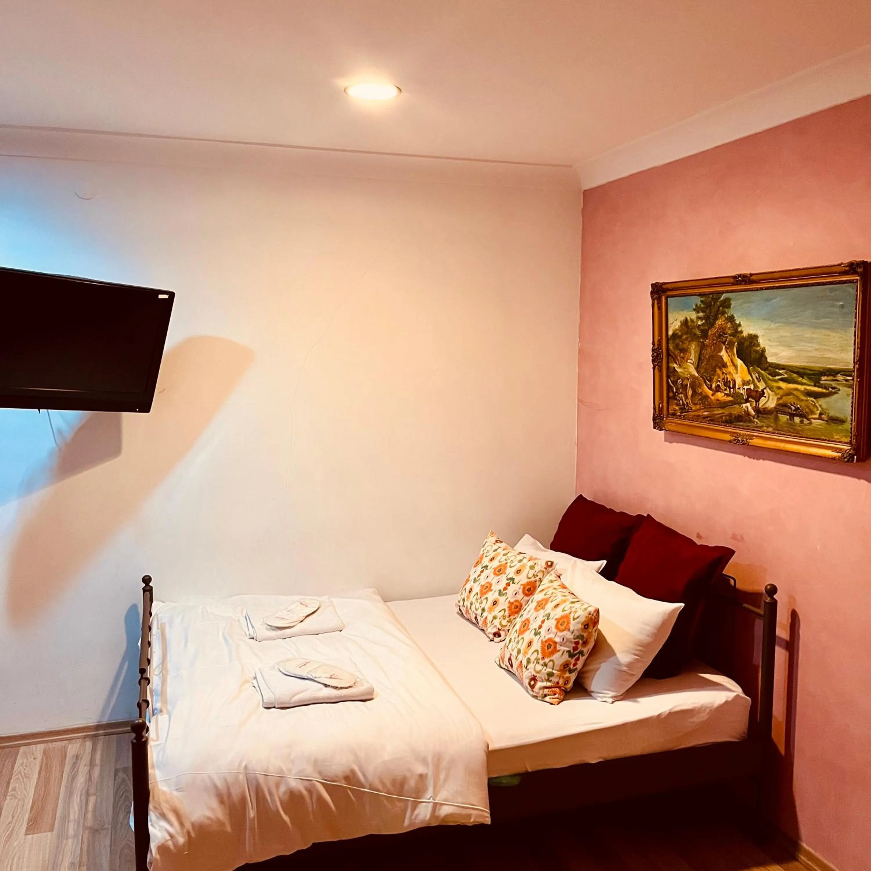 Photo of the whole room, Bed in By Sukru Hotel