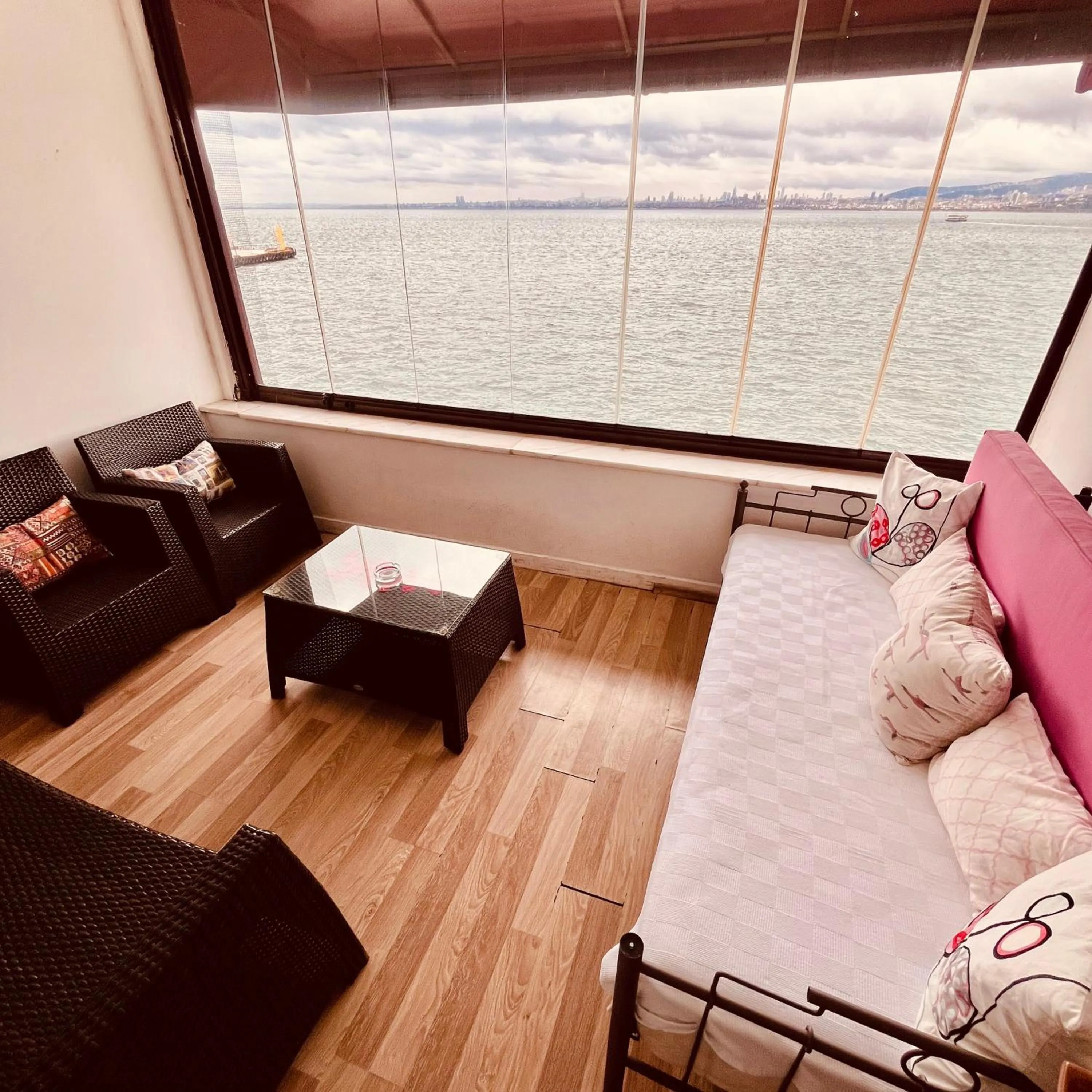 Balcony/Terrace, Bed in By Sukru Hotel