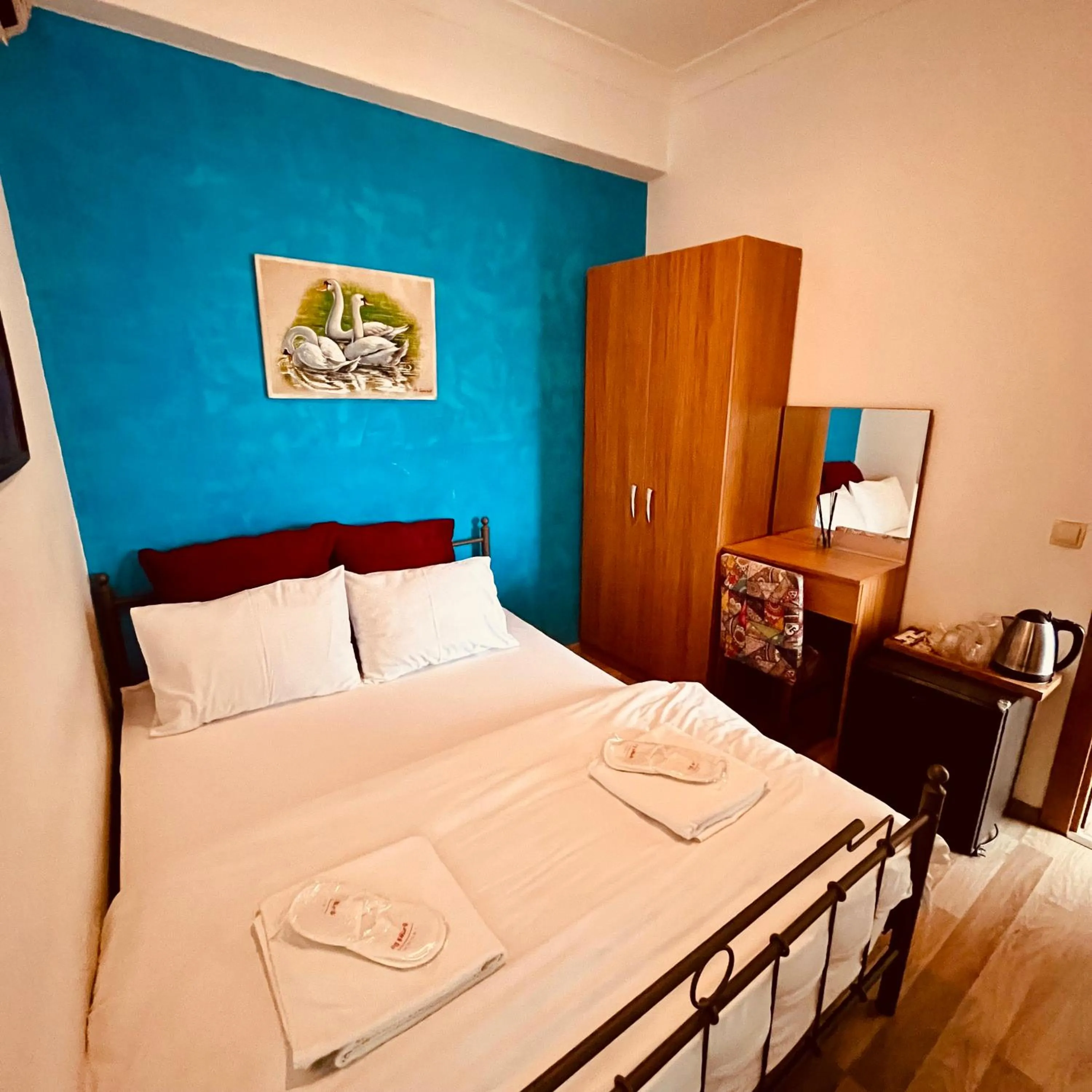 Photo of the whole room, Bed in By Sukru Hotel