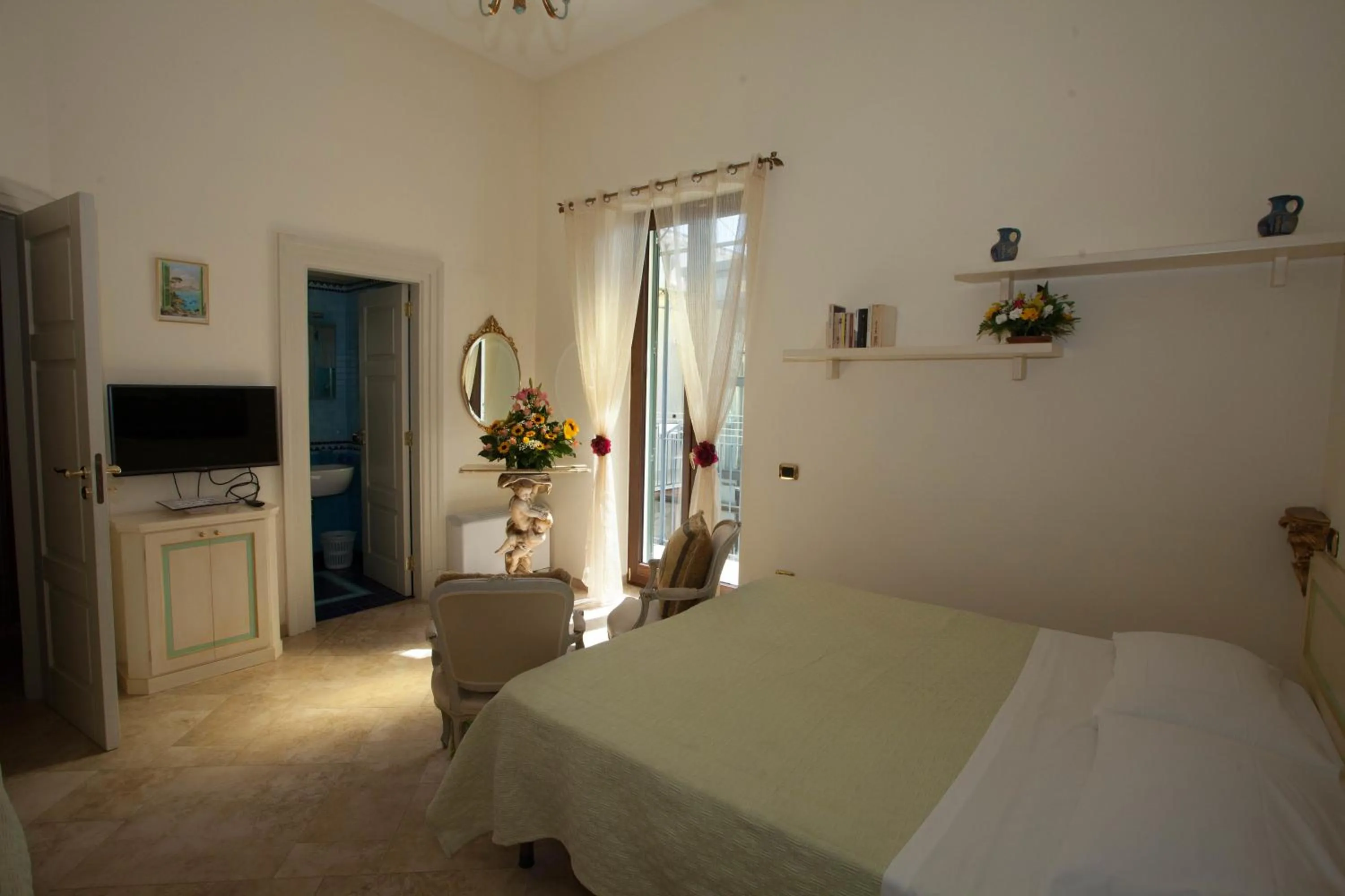 Photo of the whole room, Bed in B&B Nel Regno di Napoli