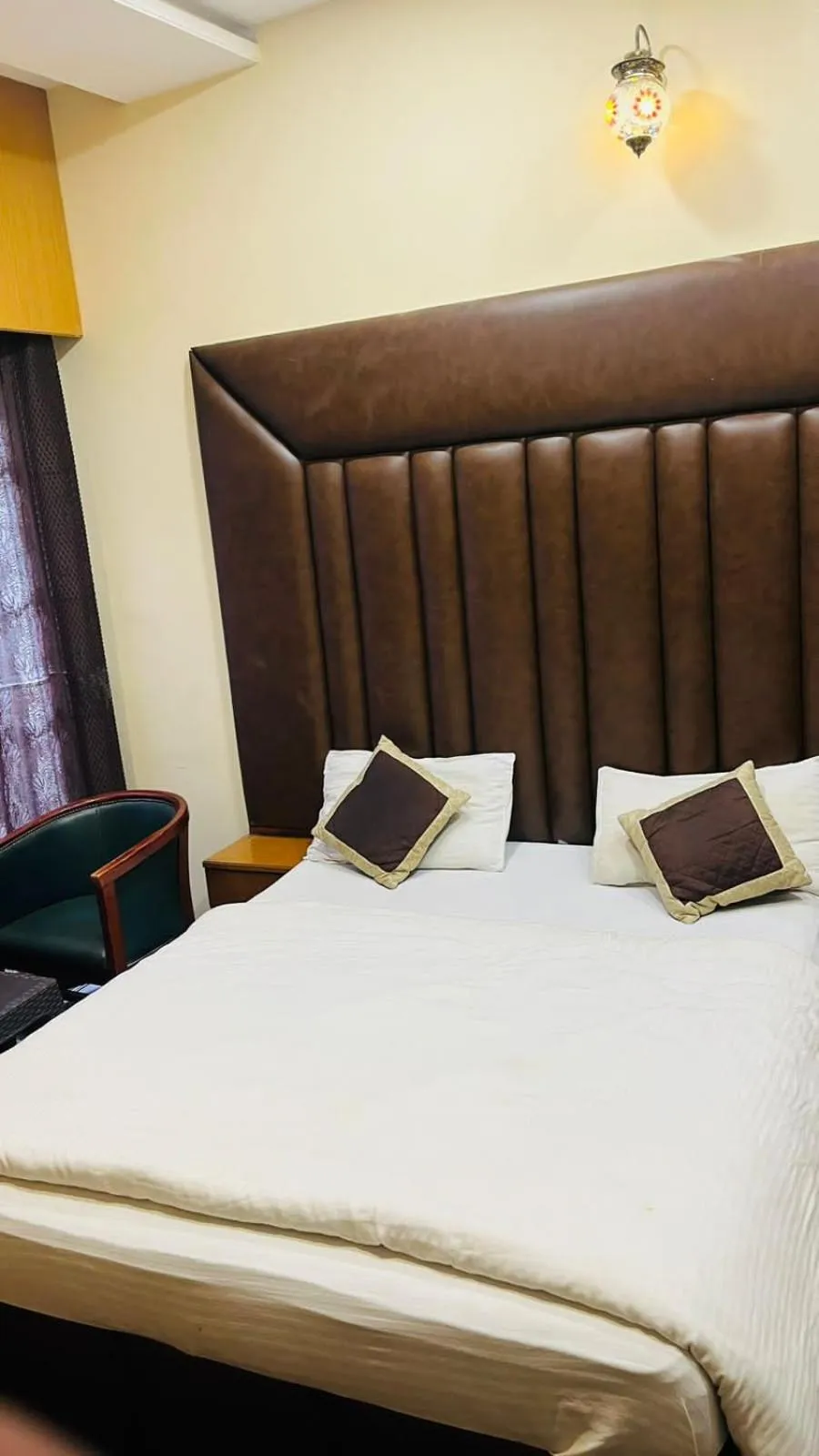 Bed in Hotel New Holiday