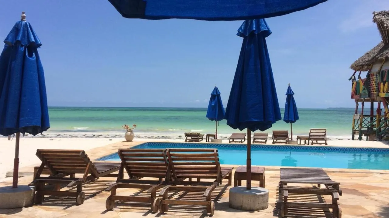 Beach in Kaure Sand Beach Lodge