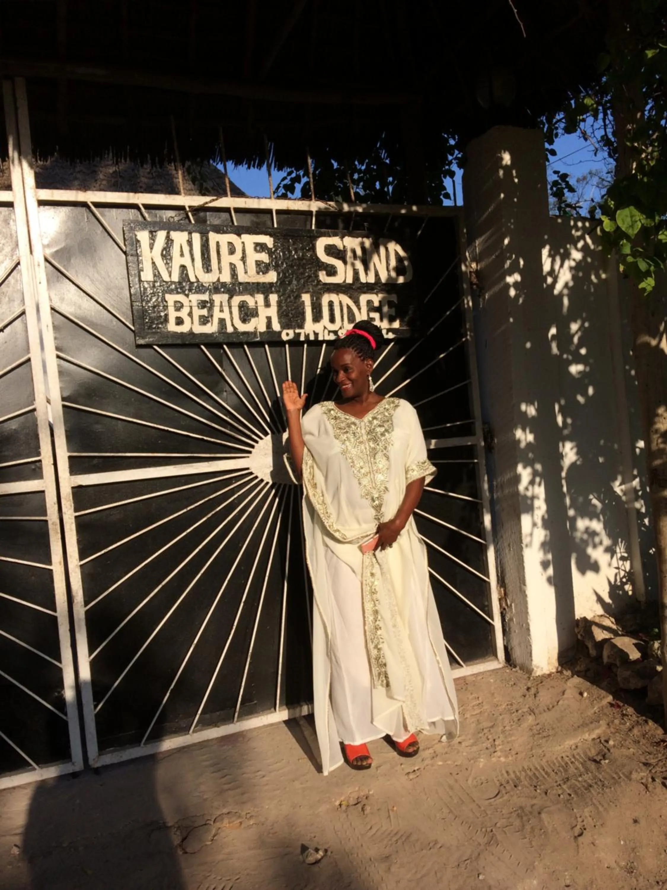 Staff in Kaure Sand Beach Lodge