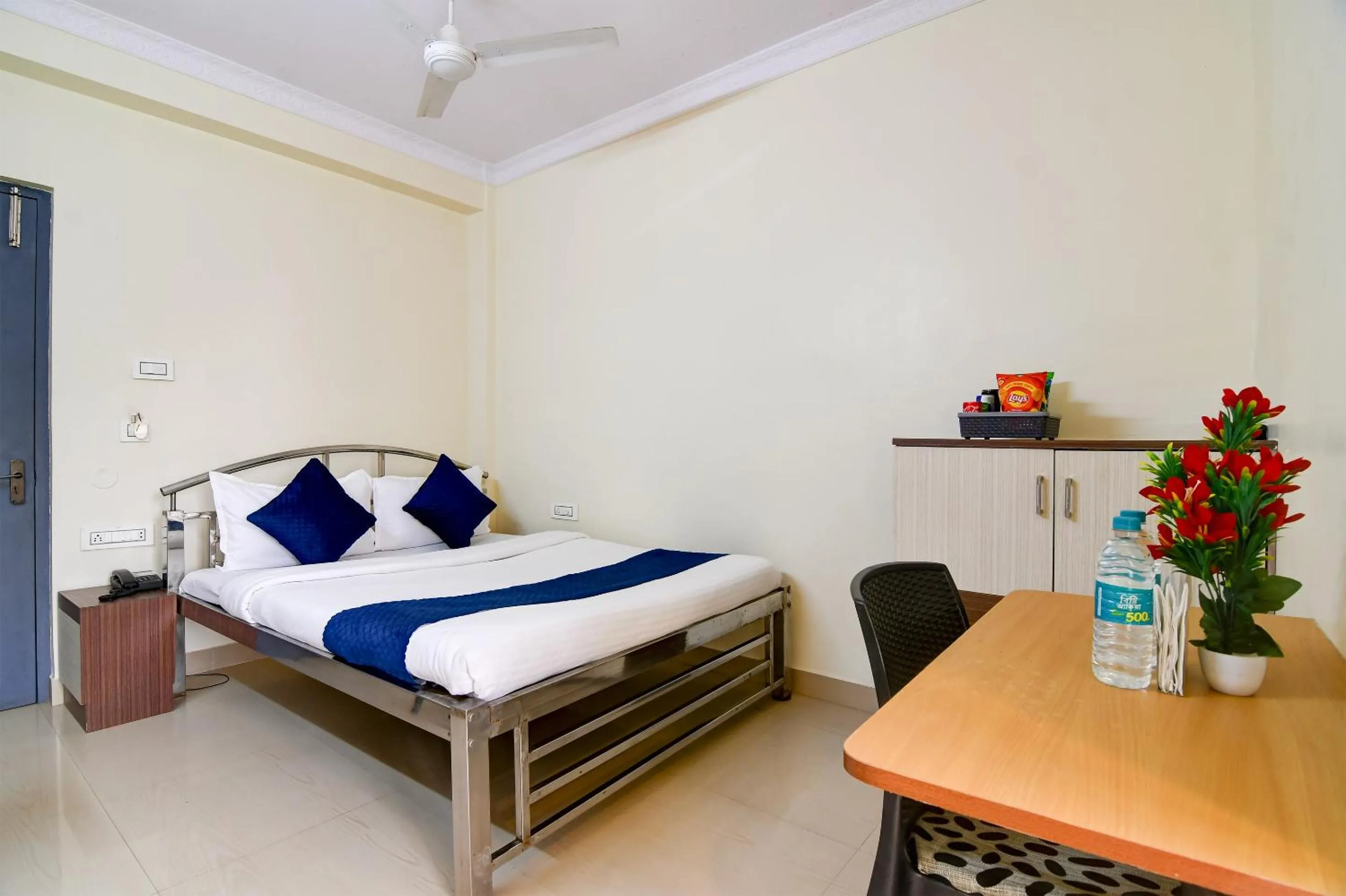 Bed in Hotel Nilachal