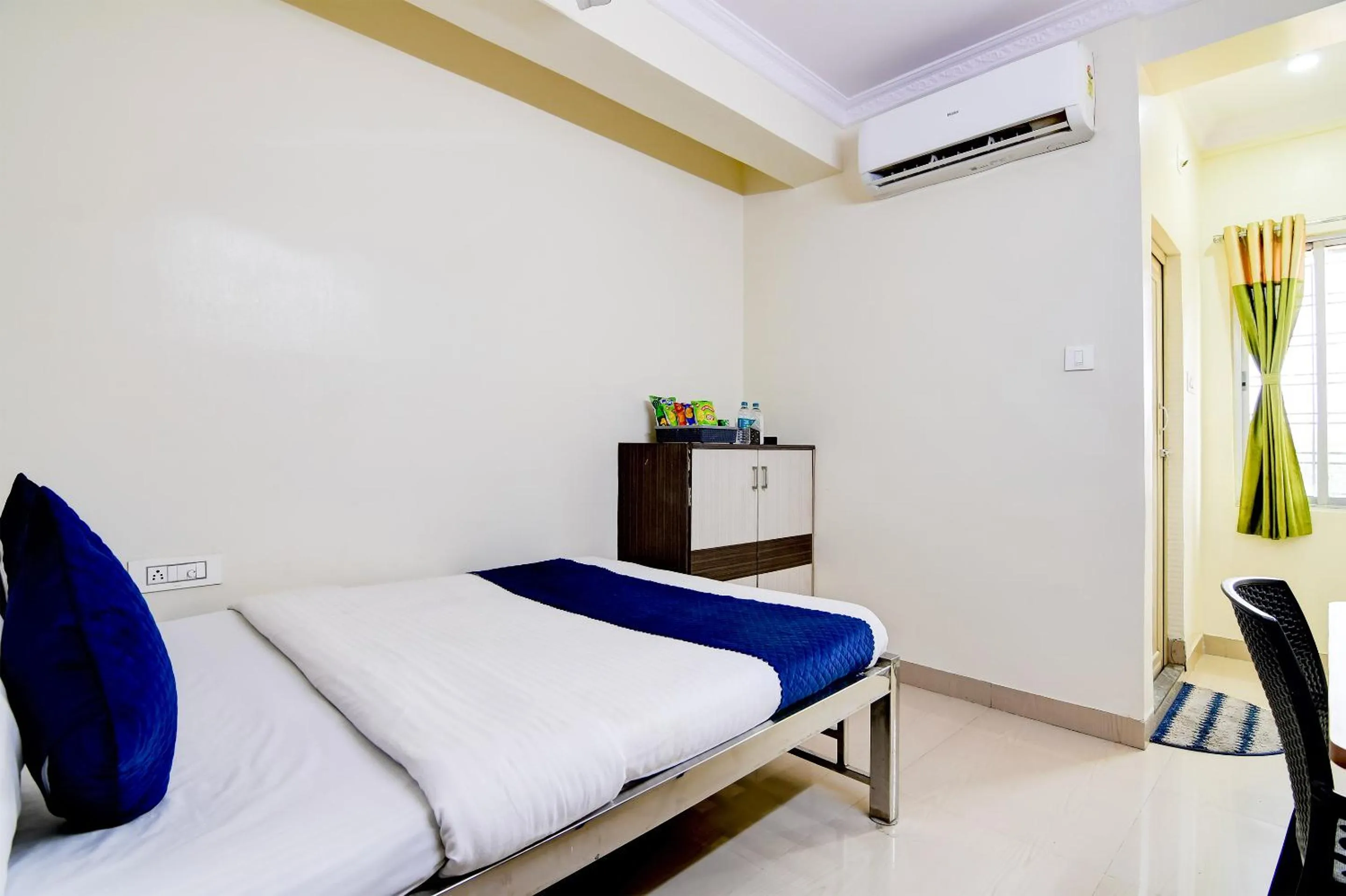 Bed in Hotel Nilachal