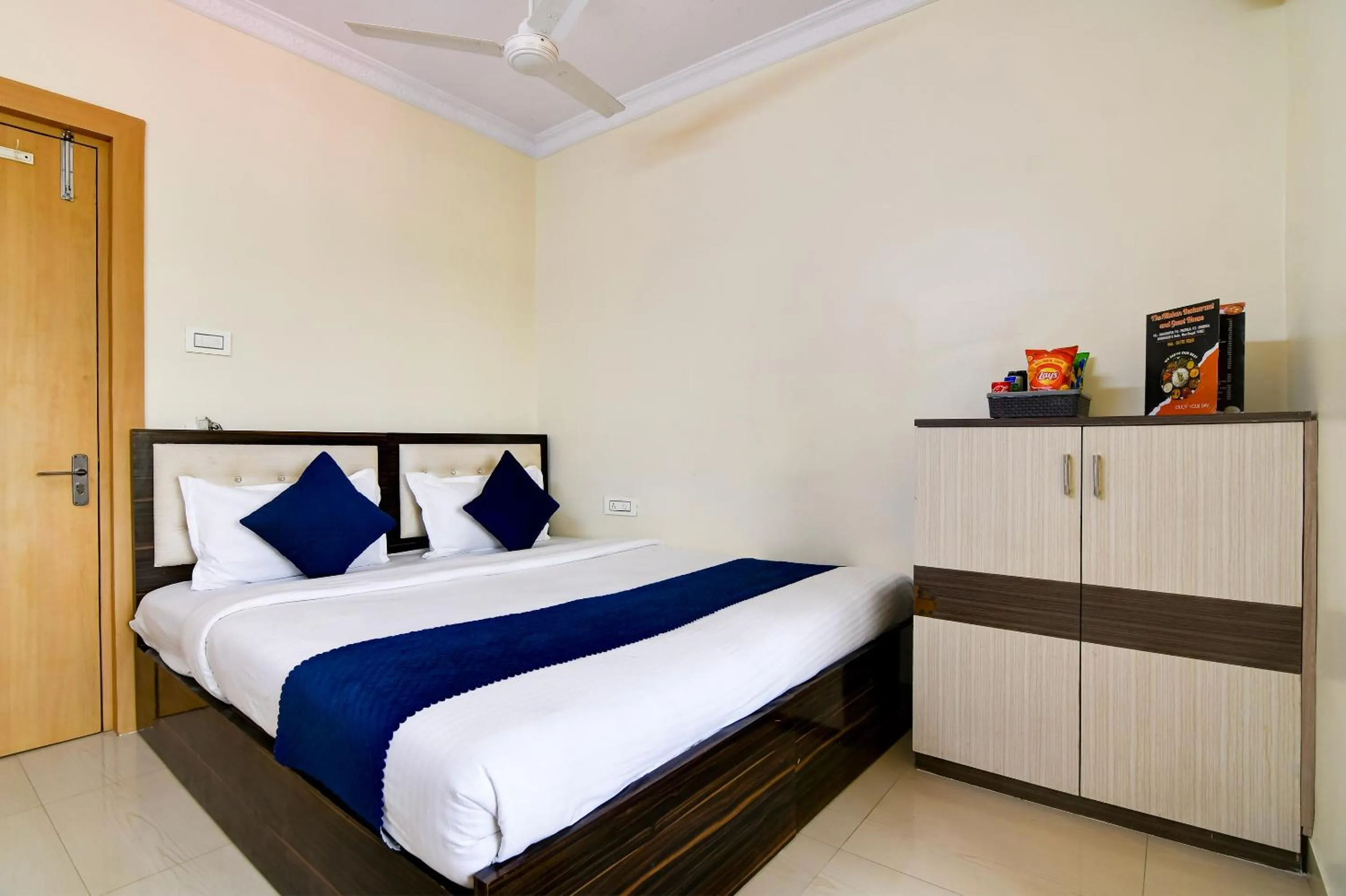 Bed in Hotel Nilachal