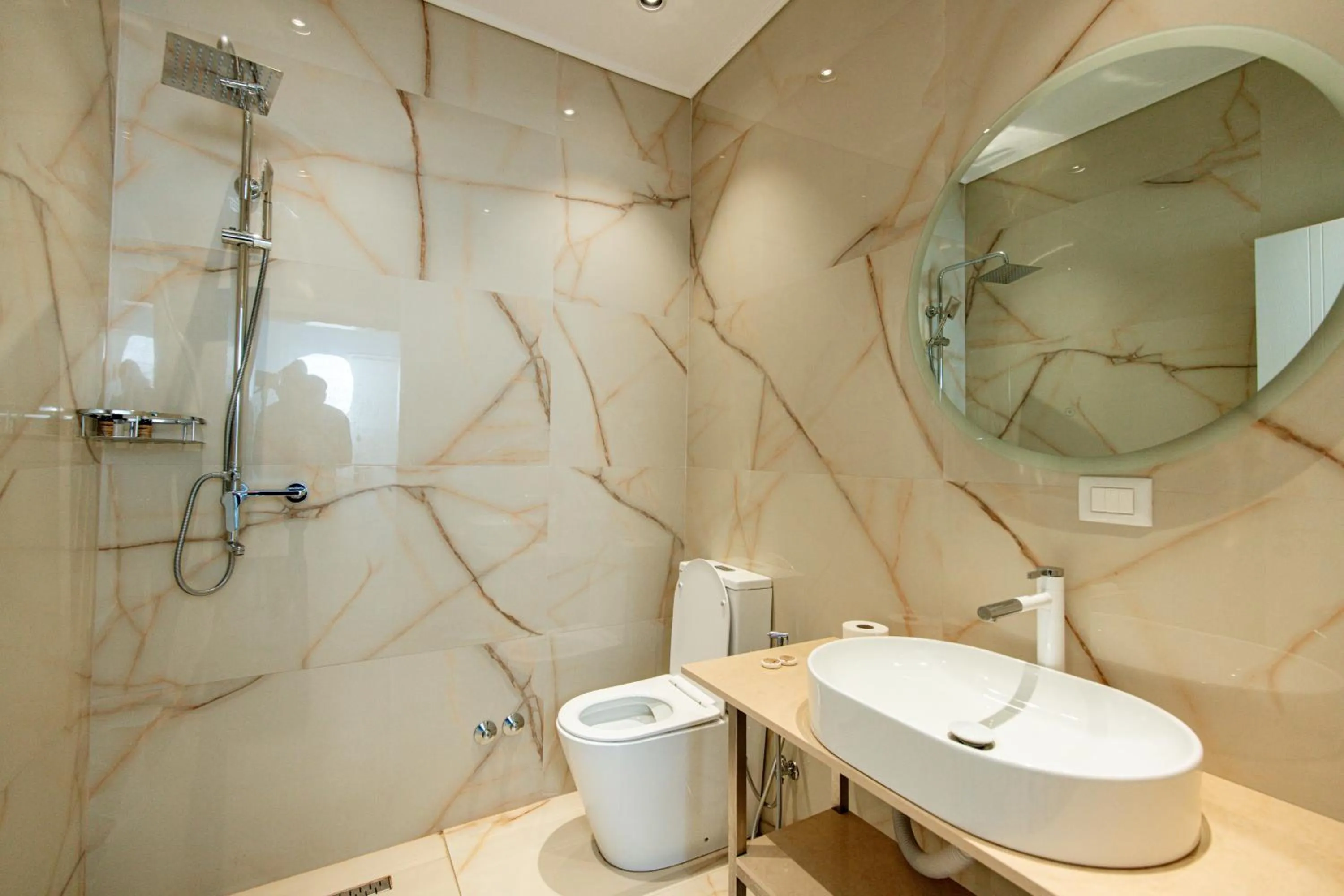 Shower in Oxygen Boutique Hotel