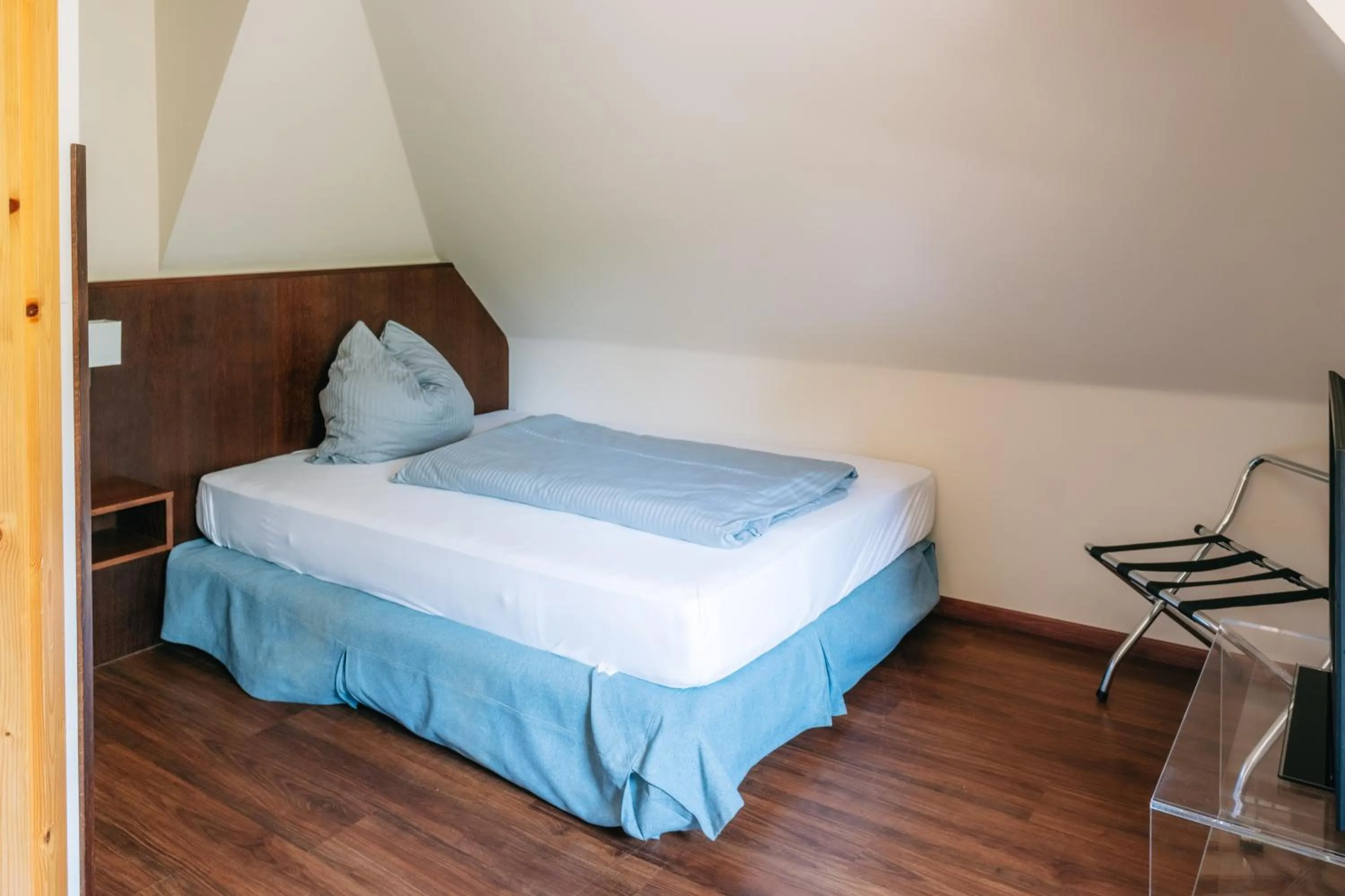 Bed in Hotel Restaurant Mughal