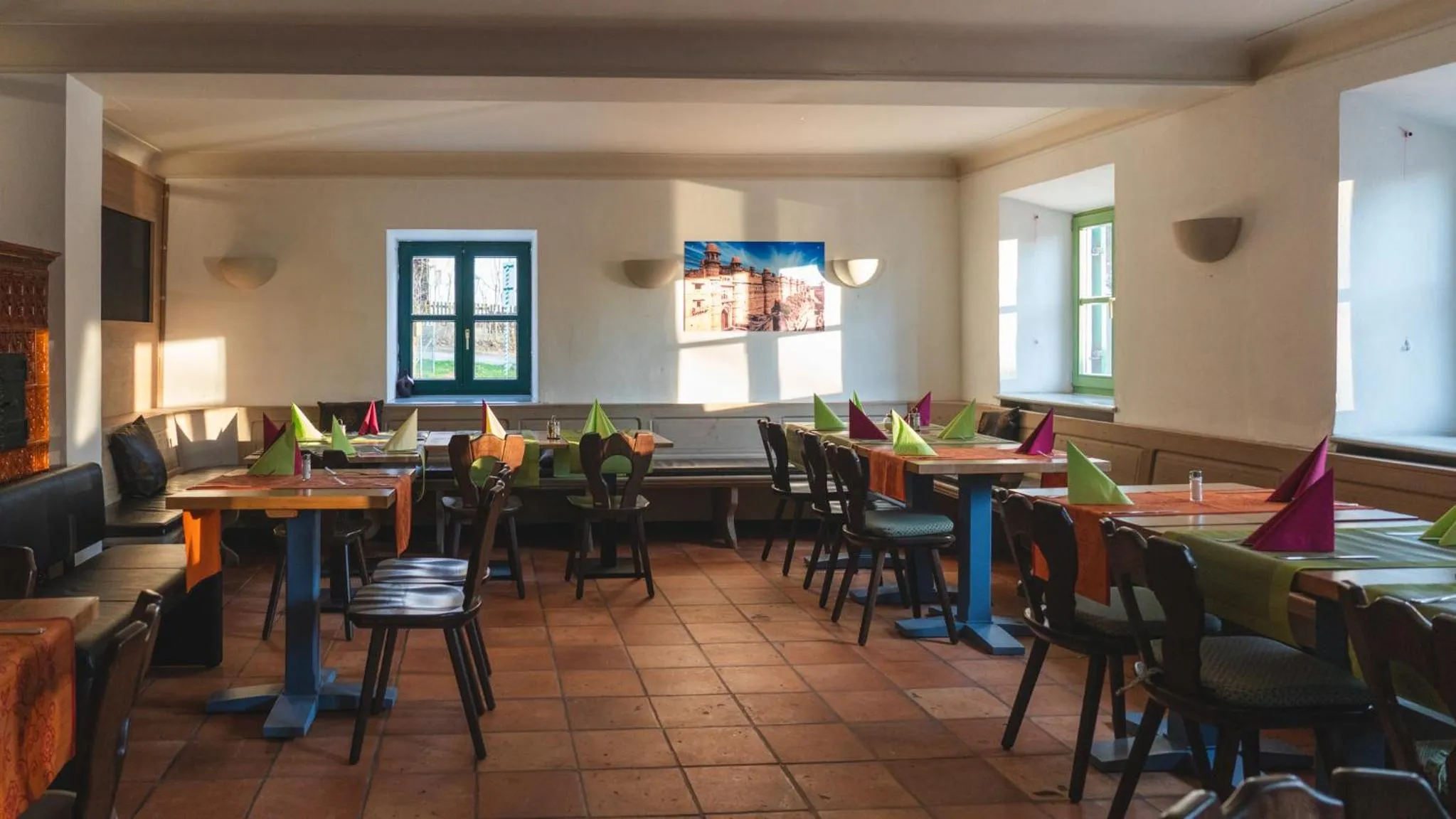 Restaurant/places to eat in Hotel Restaurant Mughal