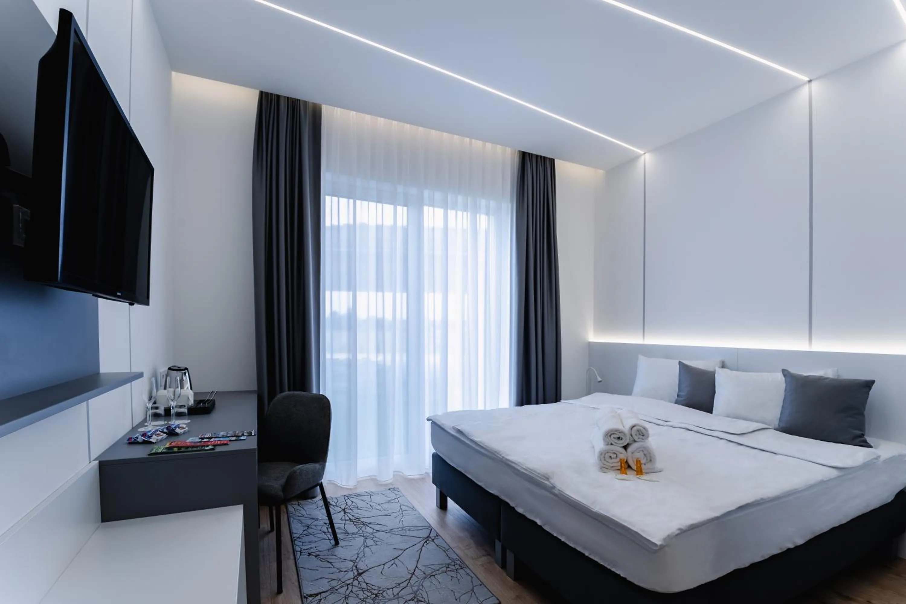 Photo of the whole room, Bed in Noa Panzio