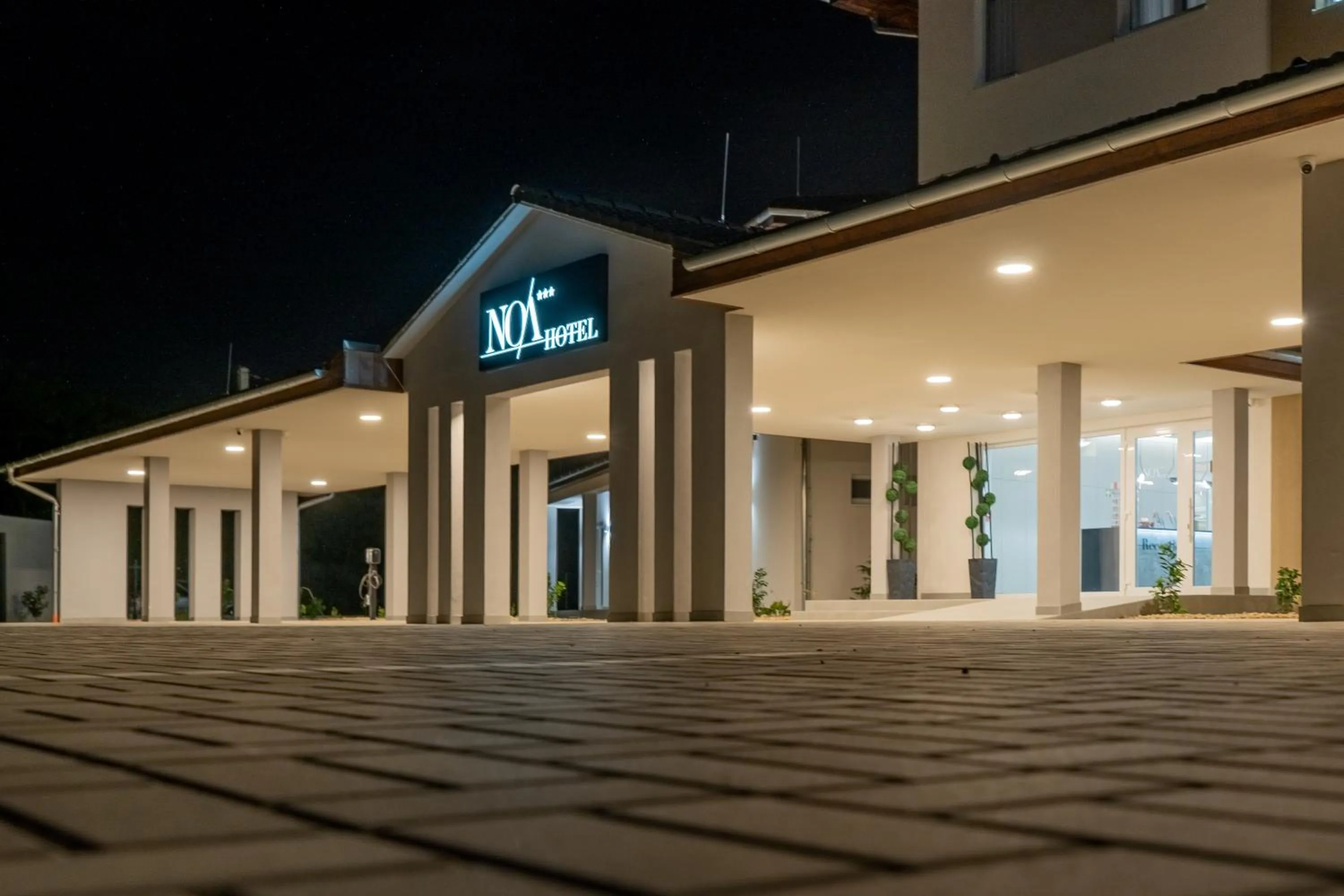 Property building in Noa Panzio