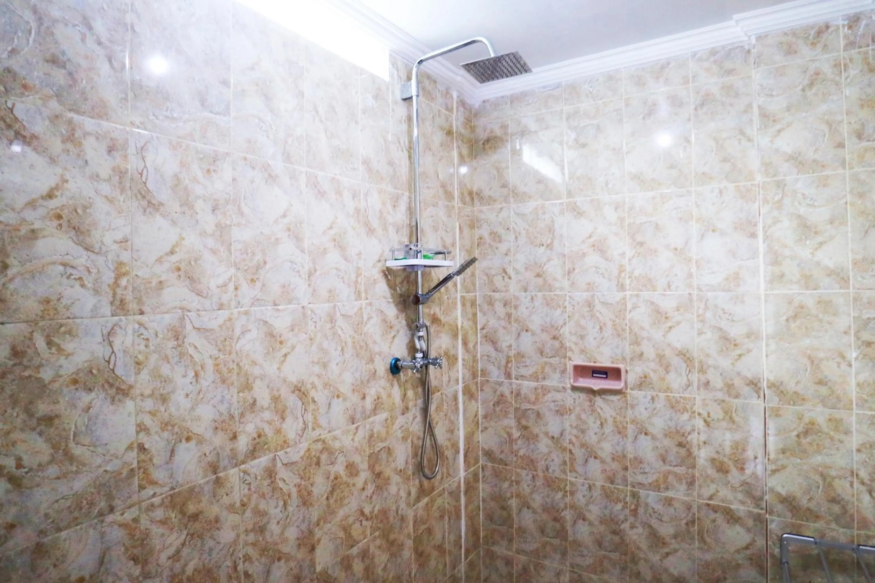 Bathroom in The Wina Echo Beach Guest House