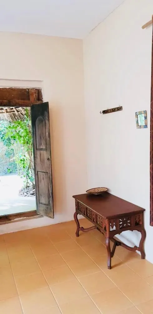 Photo of the whole room in Casa Umoja