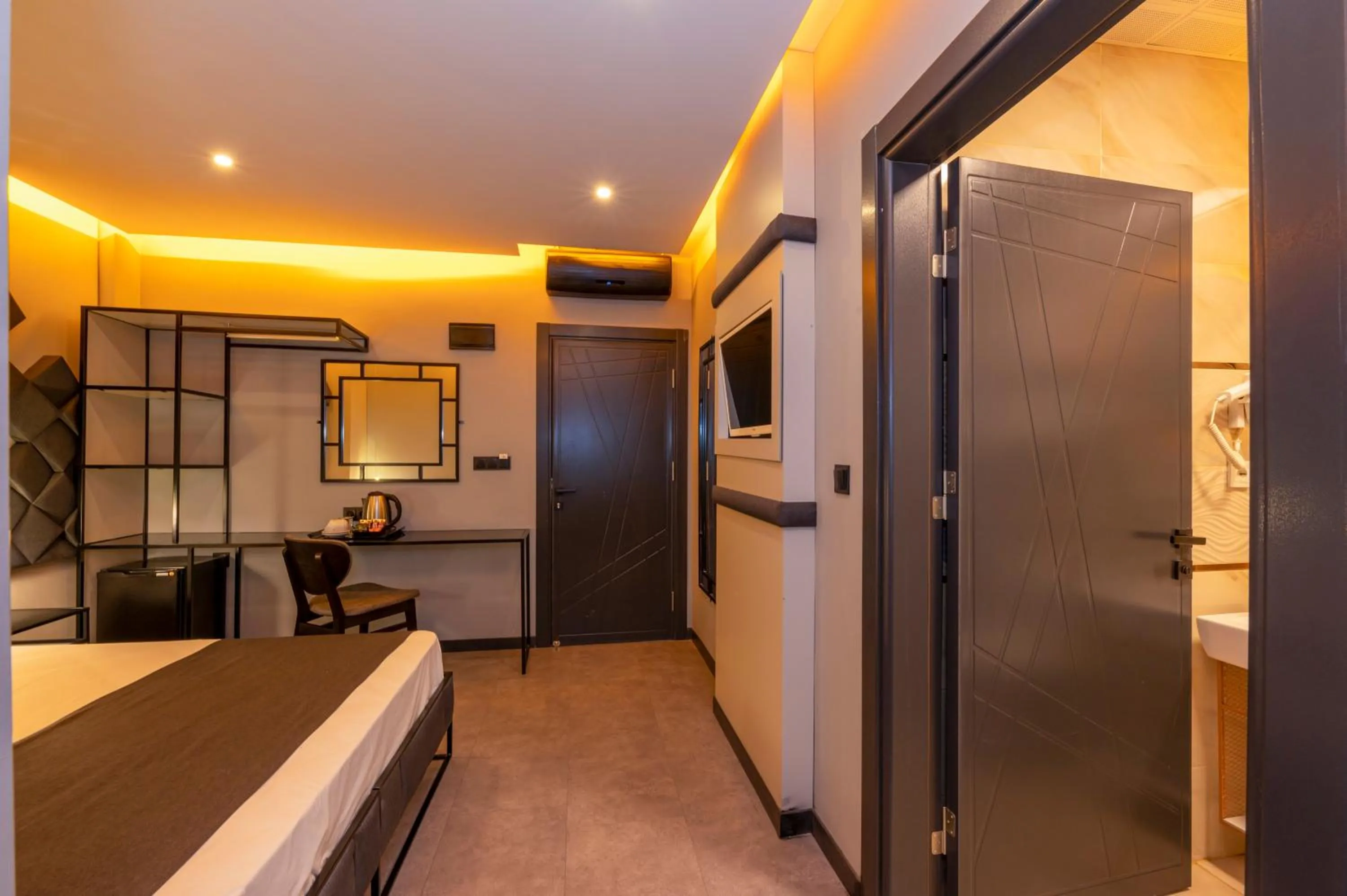 Massage in White Palace Hotel