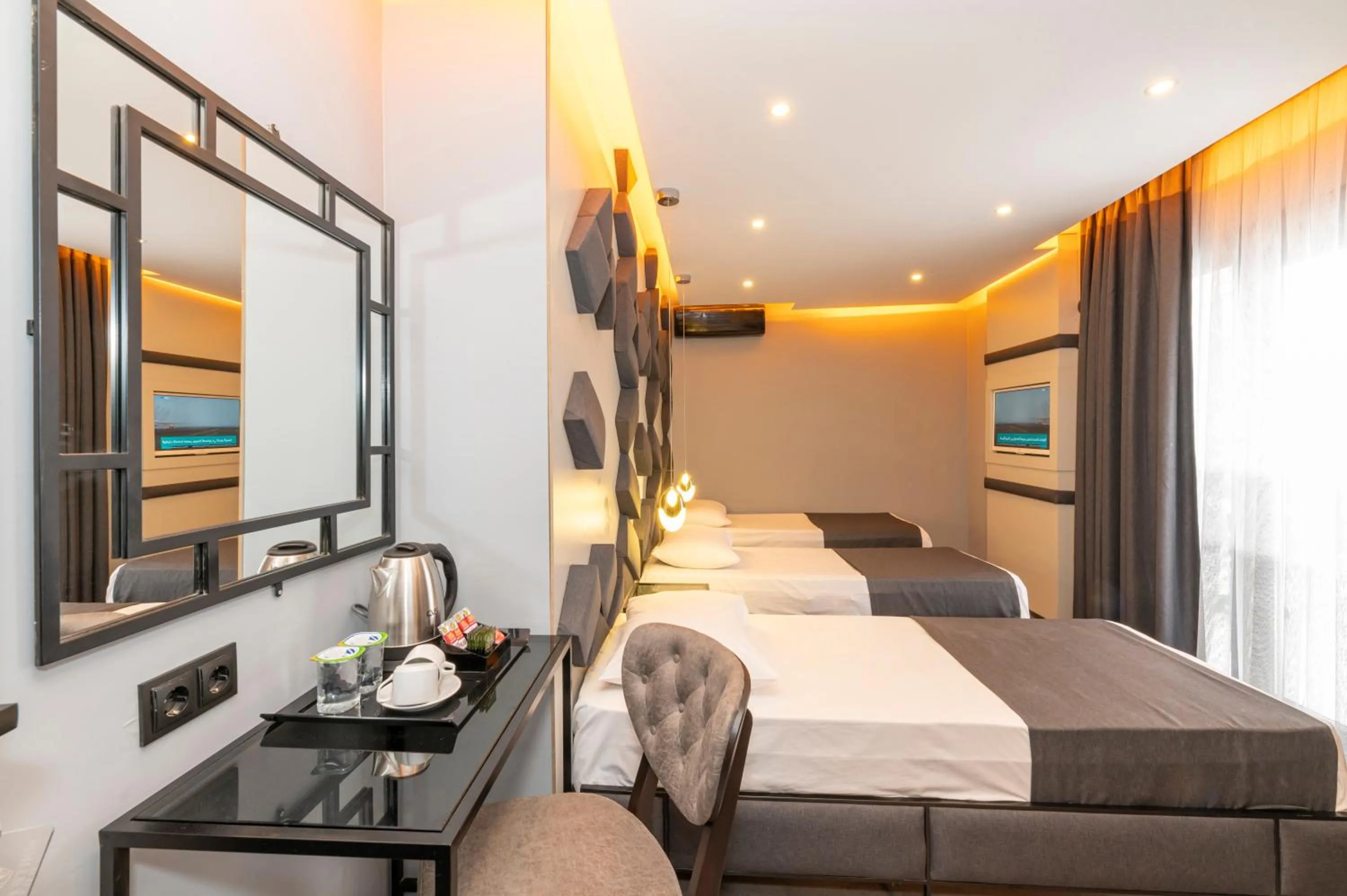 Massage, Bed in White Palace Hotel