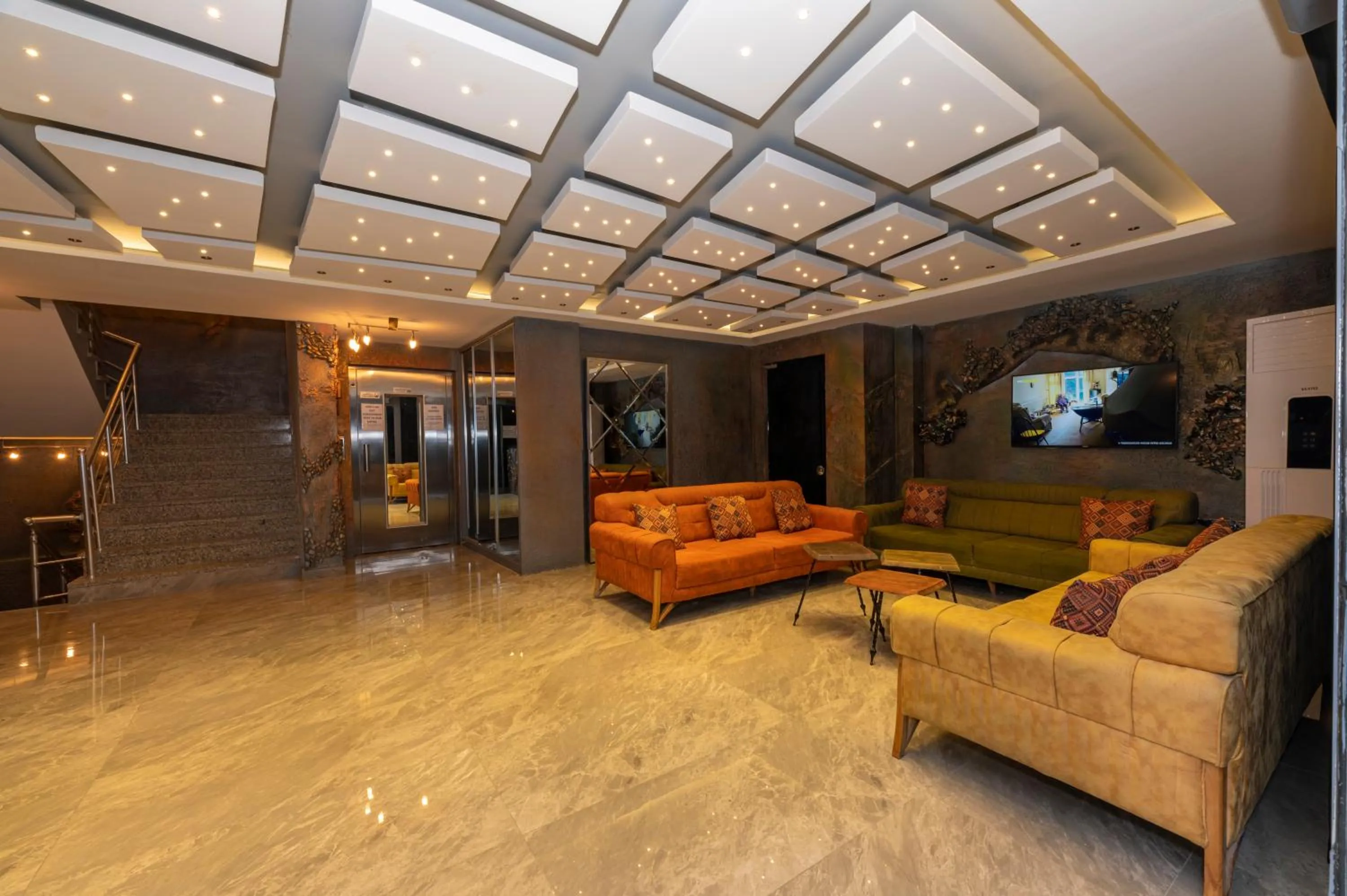 Lobby or reception in White Palace Hotel