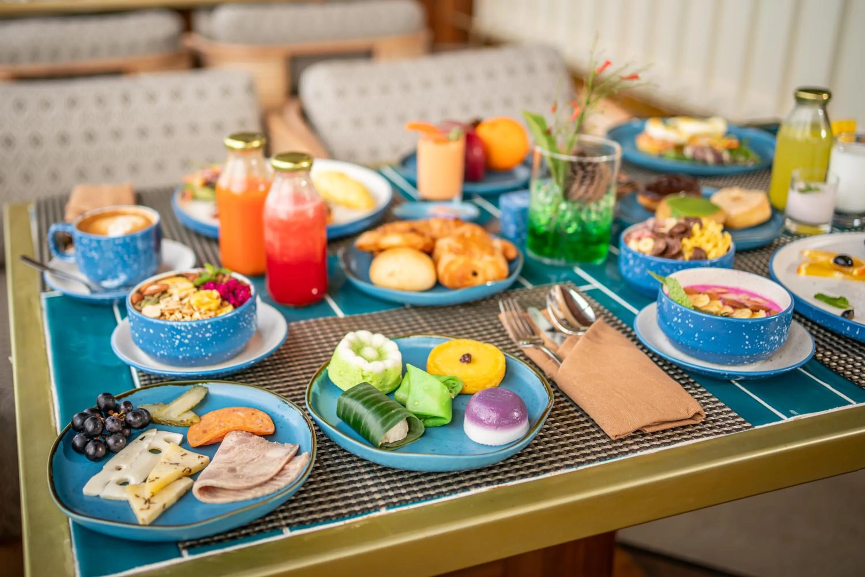 Restaurant/places to eat in TUI BLUE Berawa Hotel and Villas