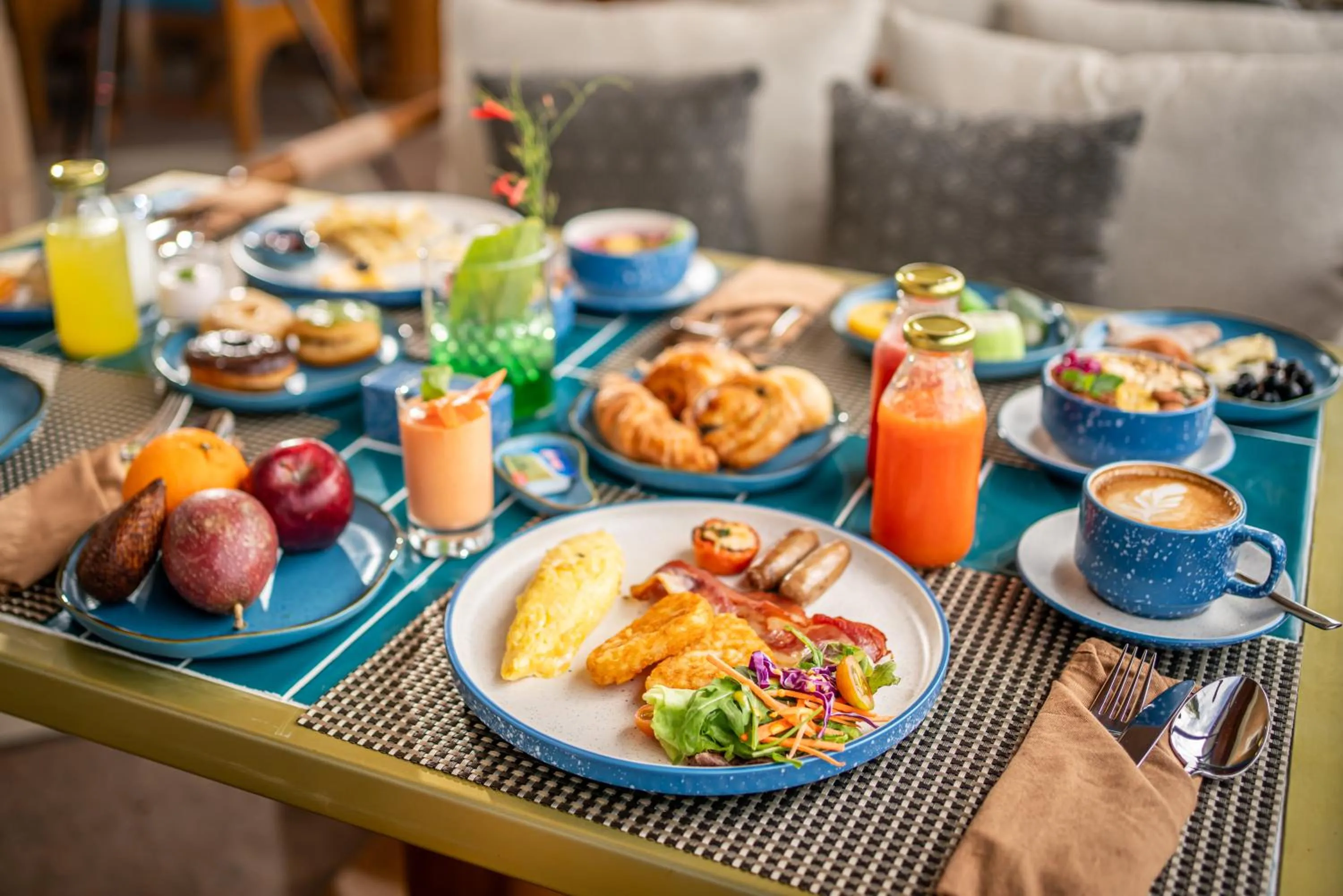 Restaurant/places to eat in TUI BLUE Berawa Hotel and Villas