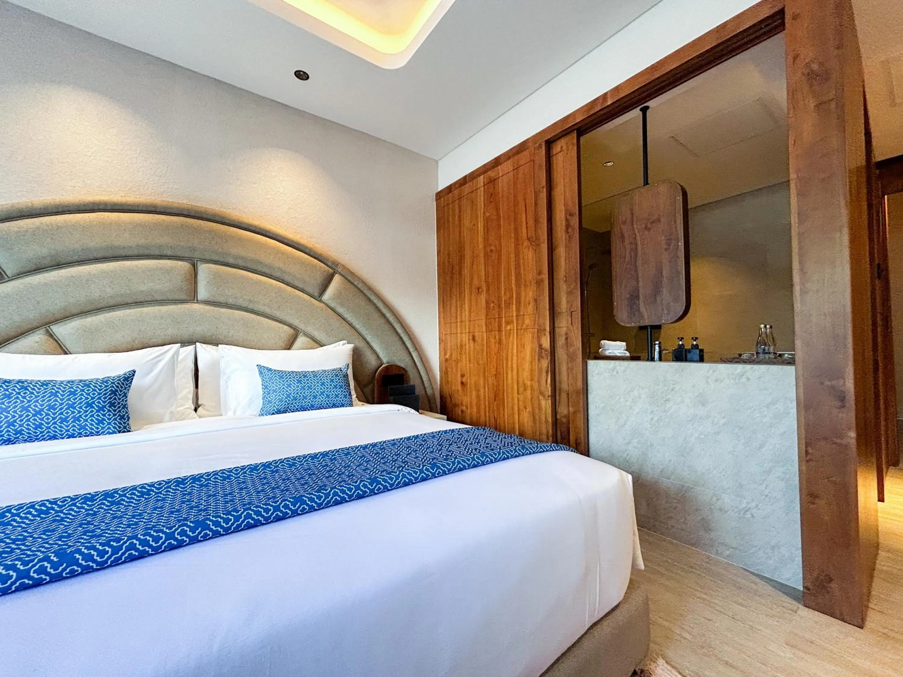 Bedroom, Bed in TUI BLUE Berawa Hotel and Villas