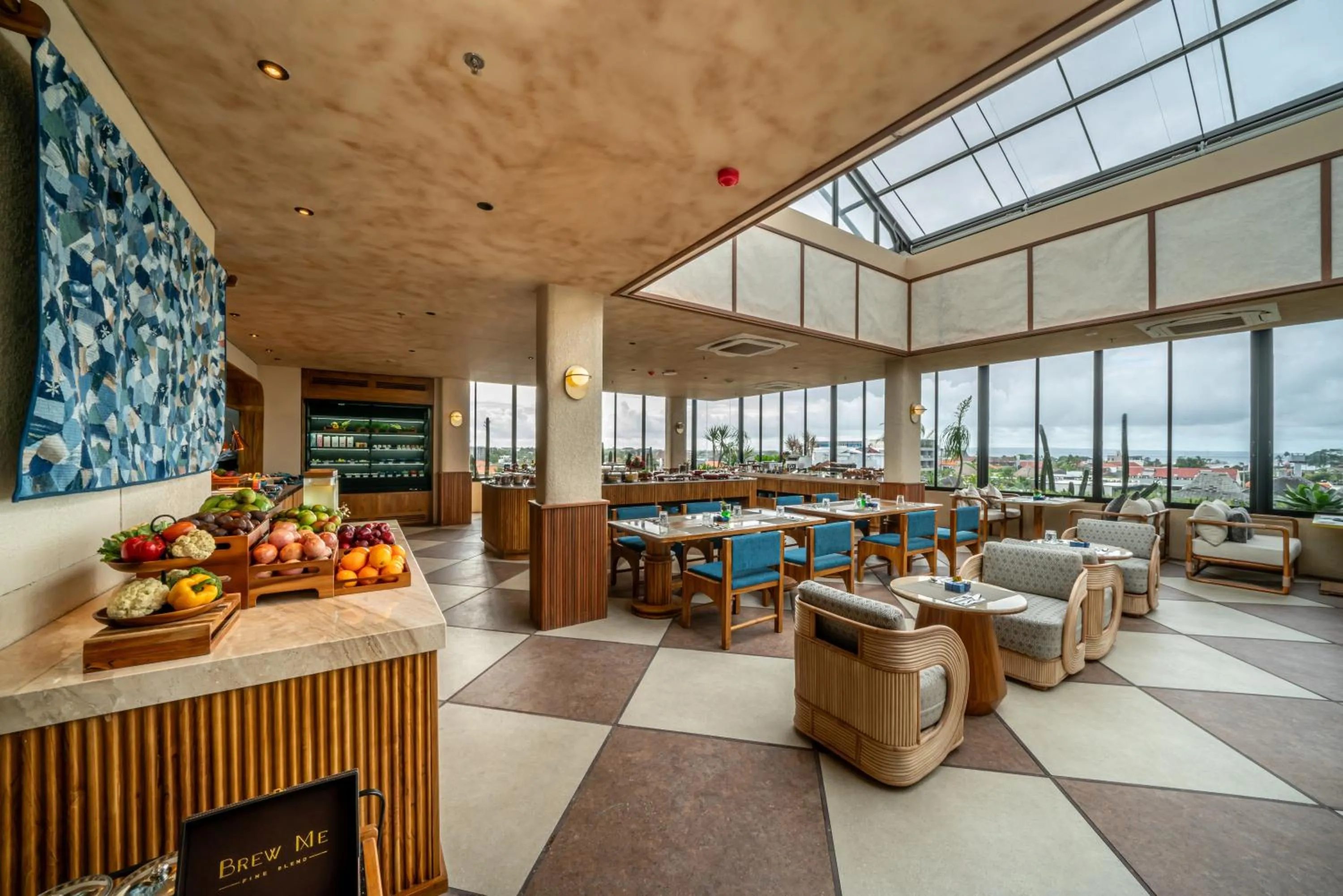 Restaurant/places to eat in TUI BLUE Berawa Hotel and Villas