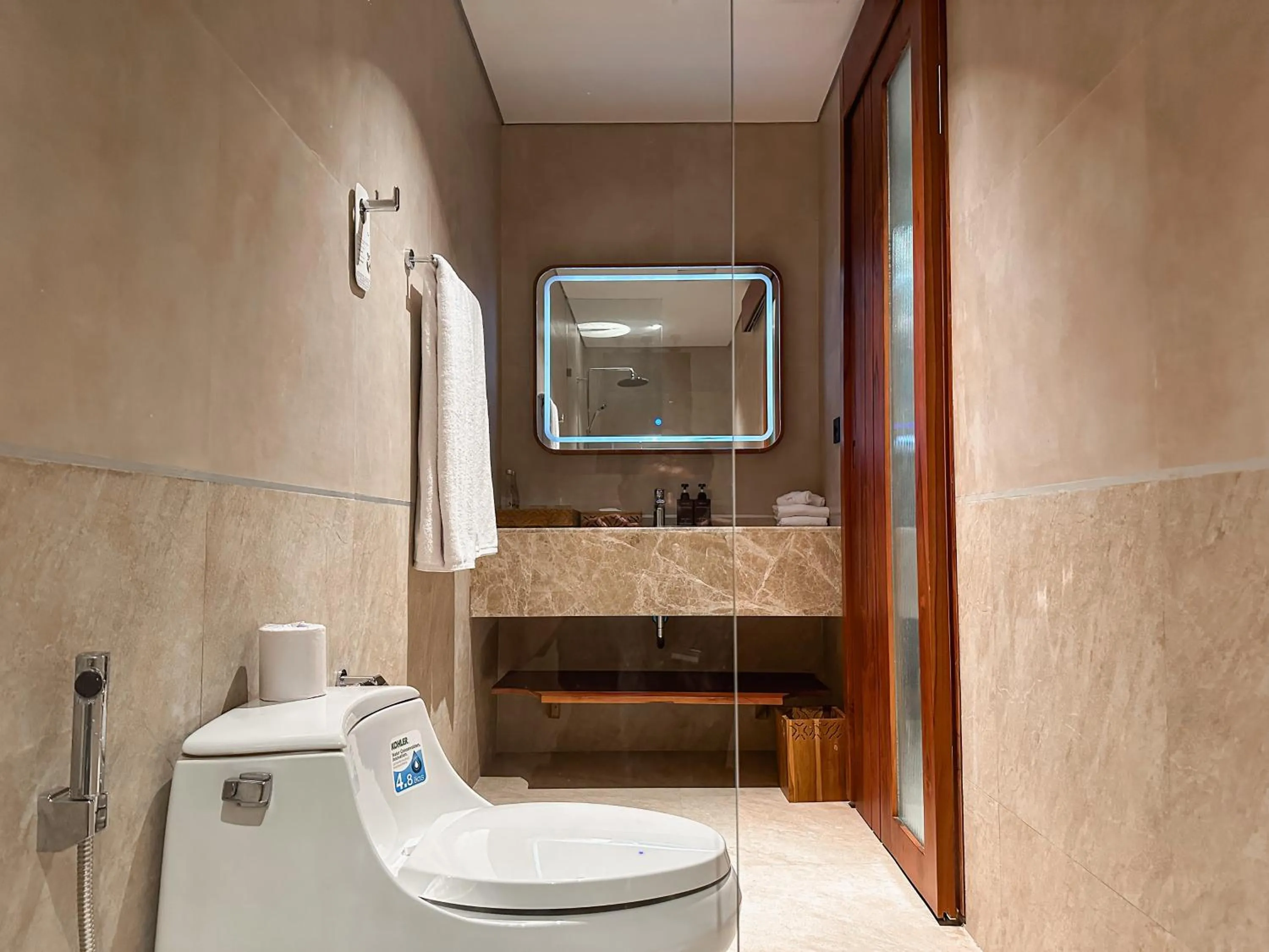 Bathroom in TUI BLUE Berawa Hotel and Villas