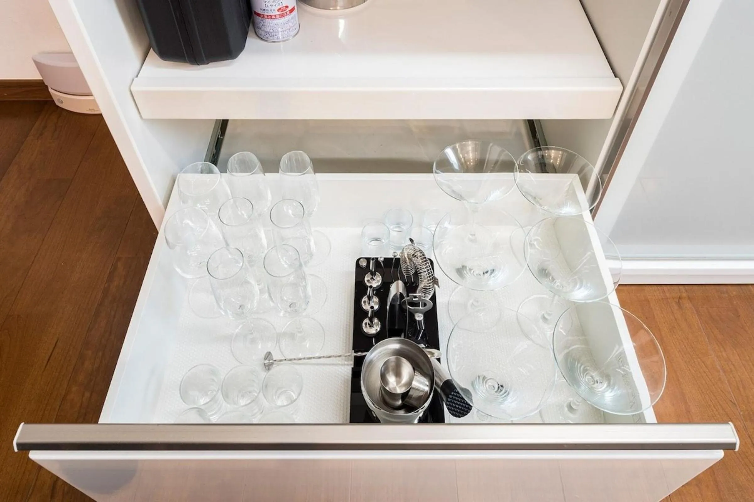 kitchen in Oceanfront Villa Hale Kahakai プライベートサウナ