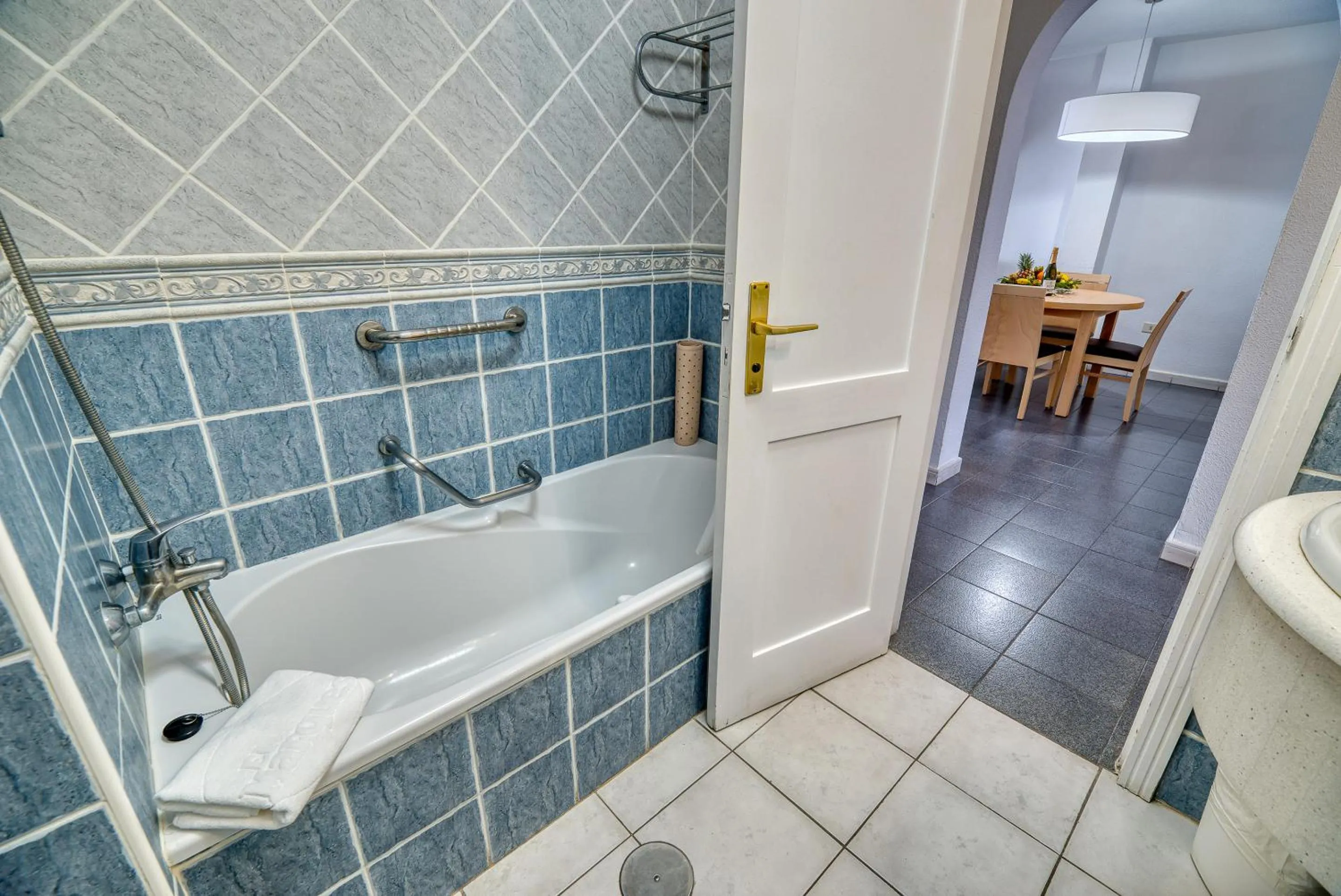 Bathroom in Ona el Marqués