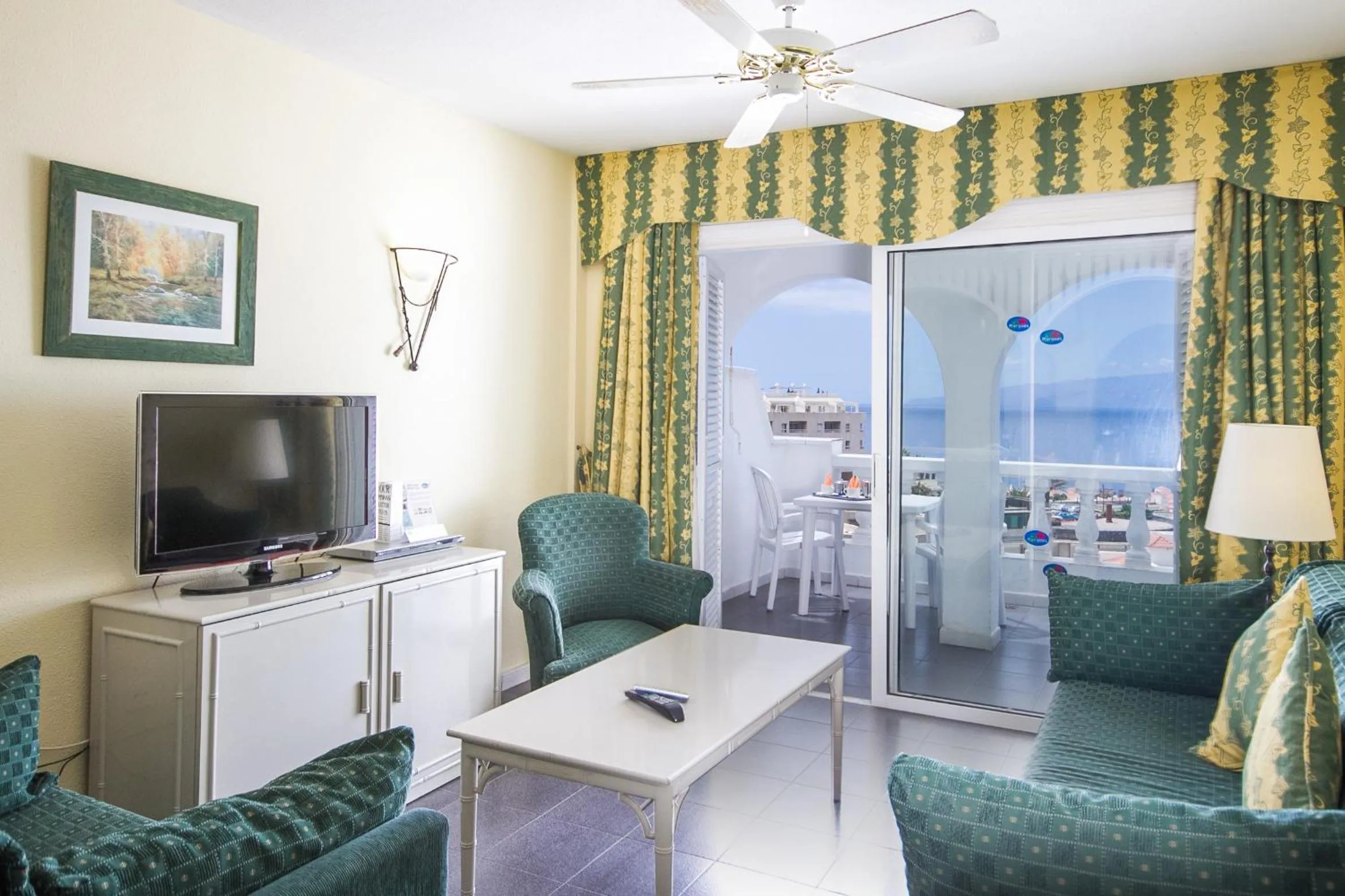 Living room in Ona el Marqués