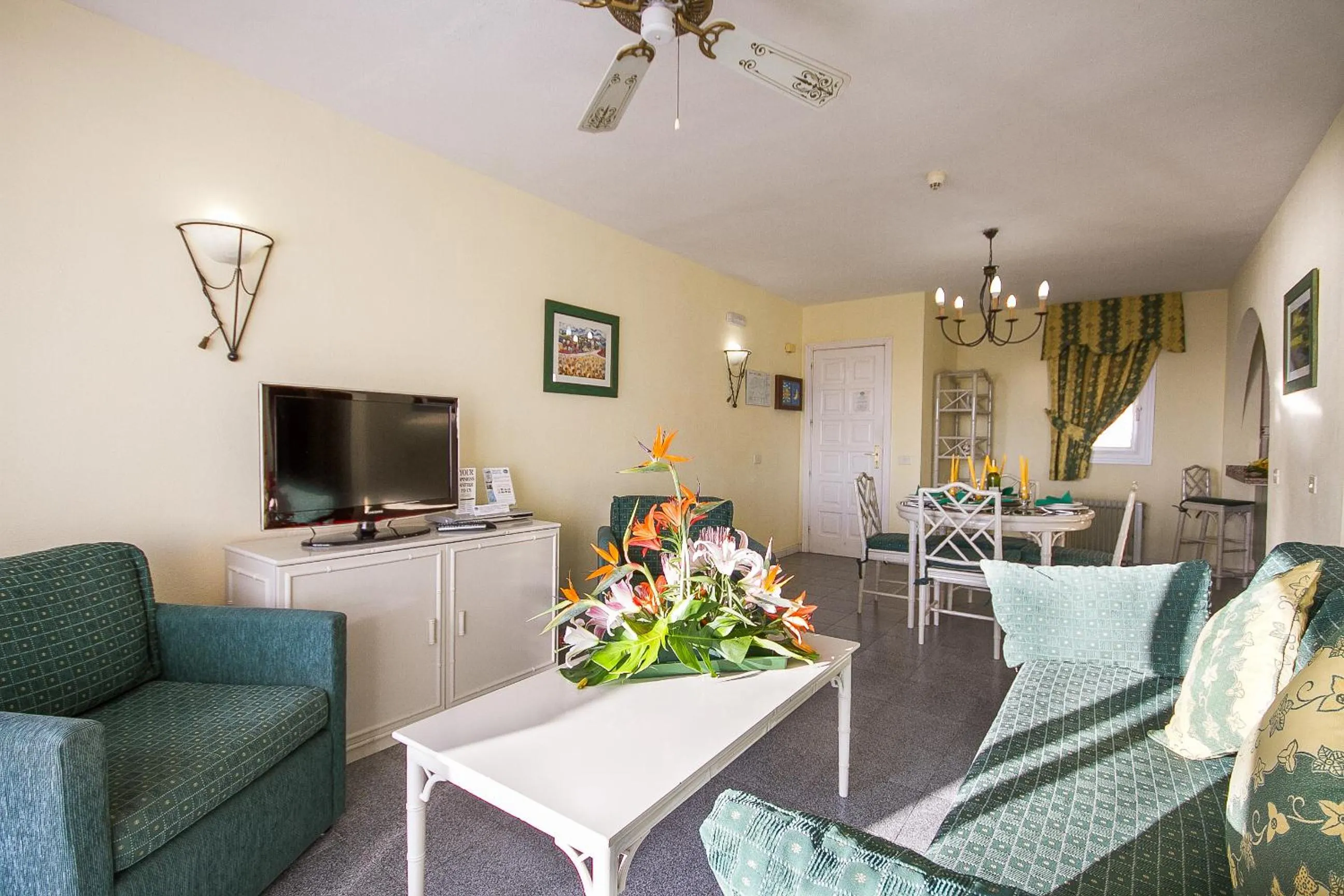 Living room in Ona el Marqués