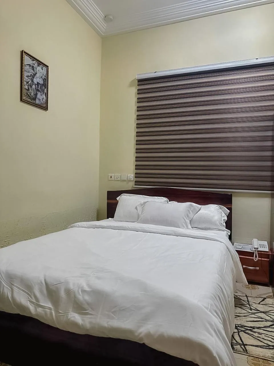 Bed in Senalli Hotel