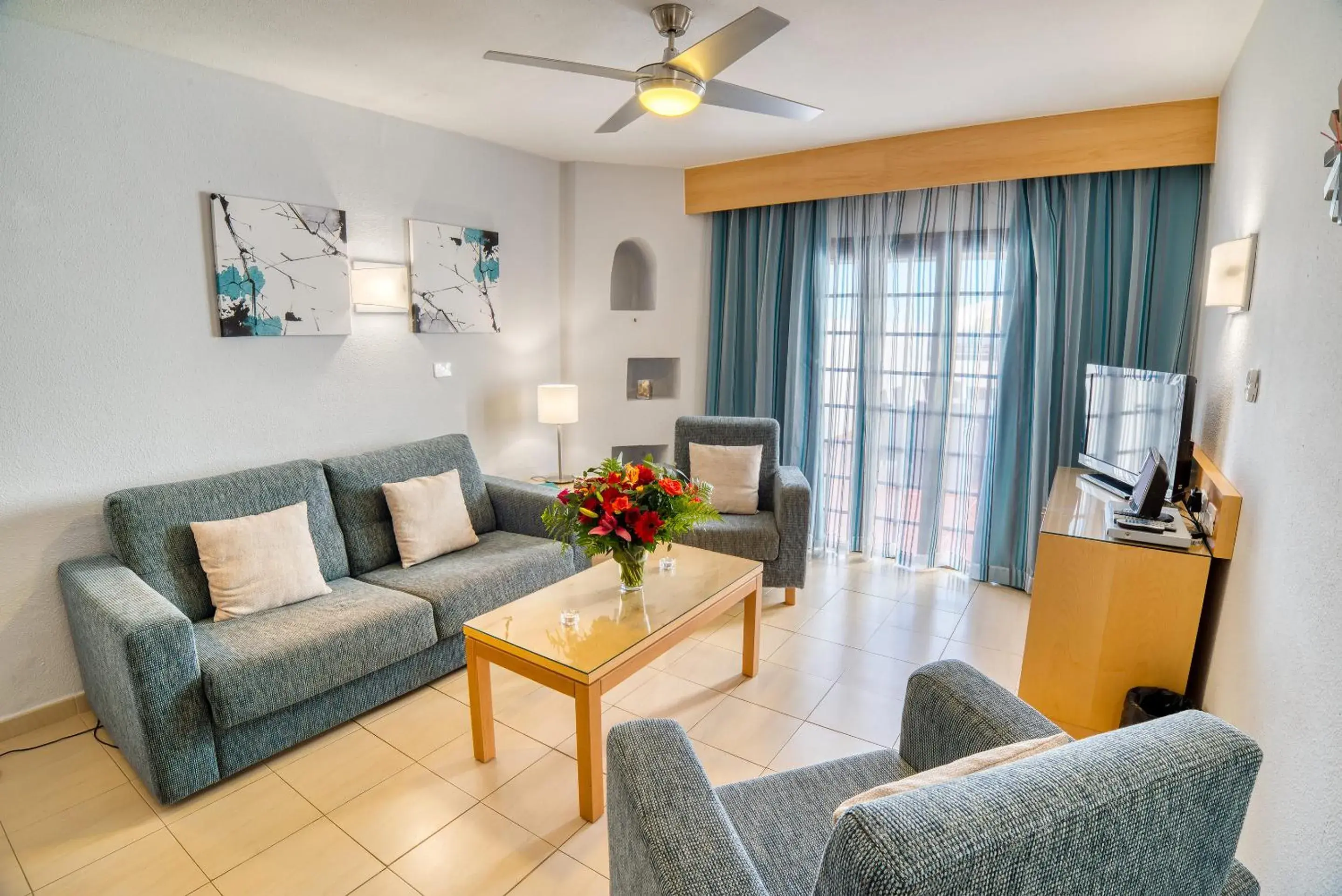 One-Bedroom Apartment in Ona Las Rosas One-Bedroom Apartment in Ona Las Rosas