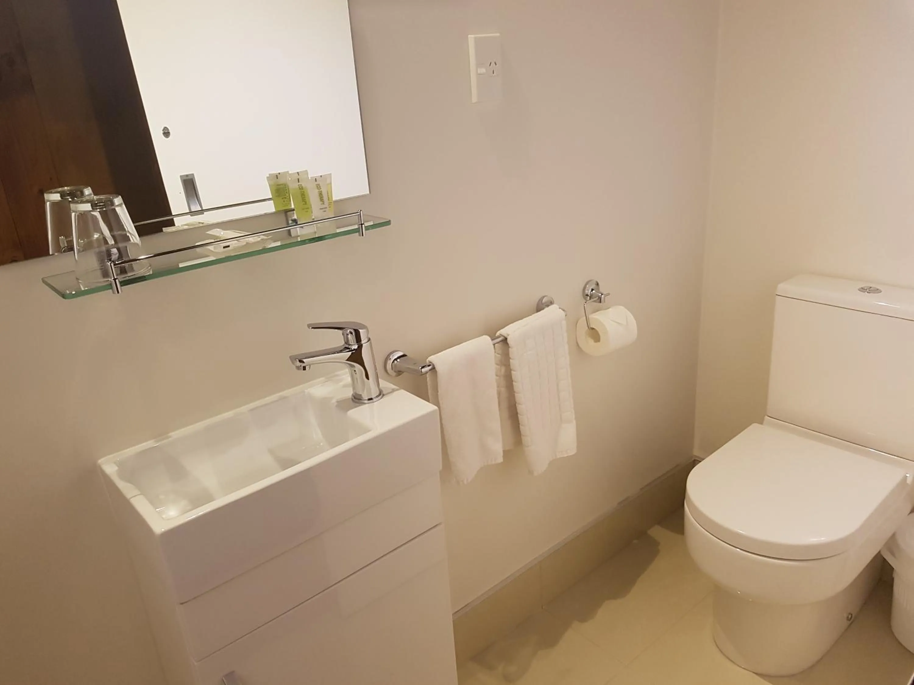 Bathroom in Mt Vernon