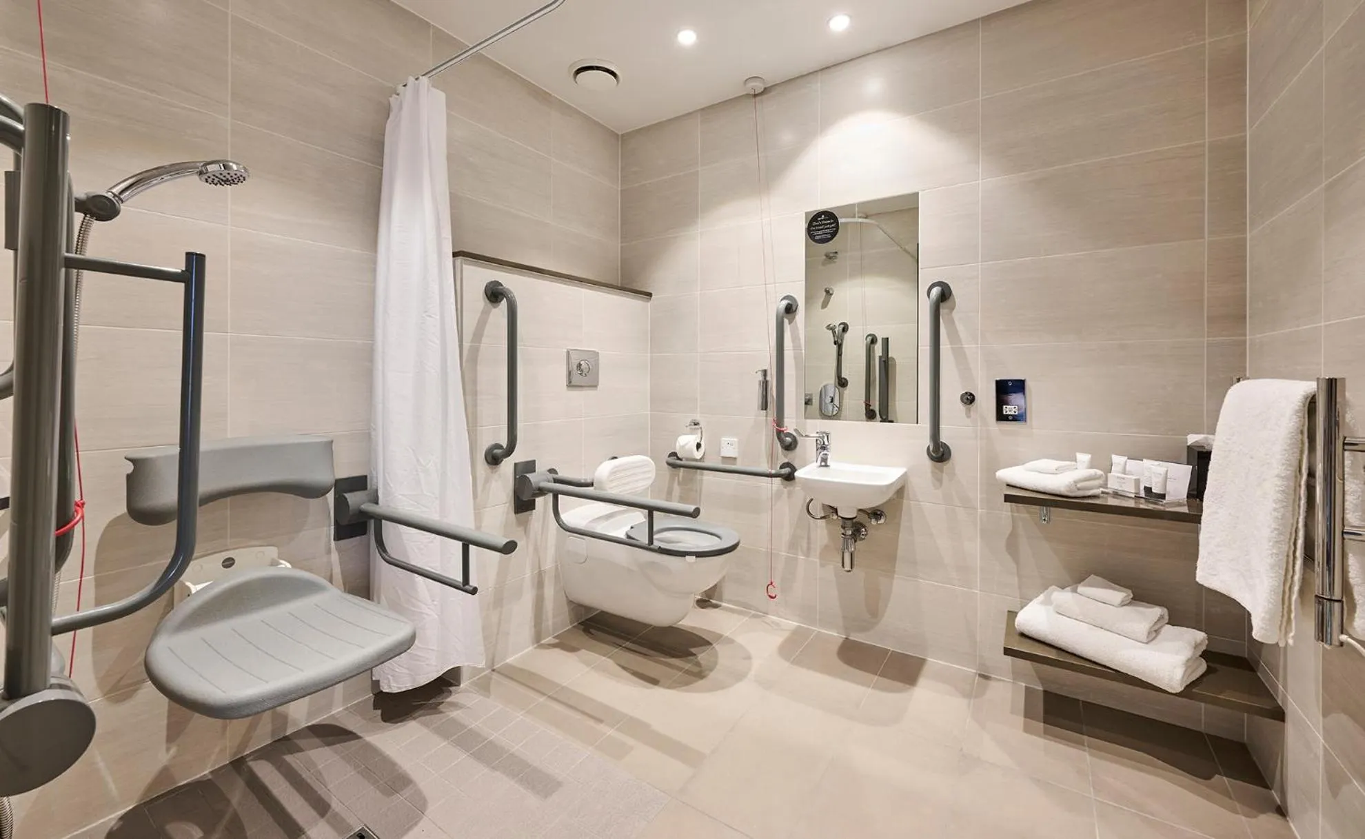 Shower in Genting Hotel & Spa at Resorts World Birmingham