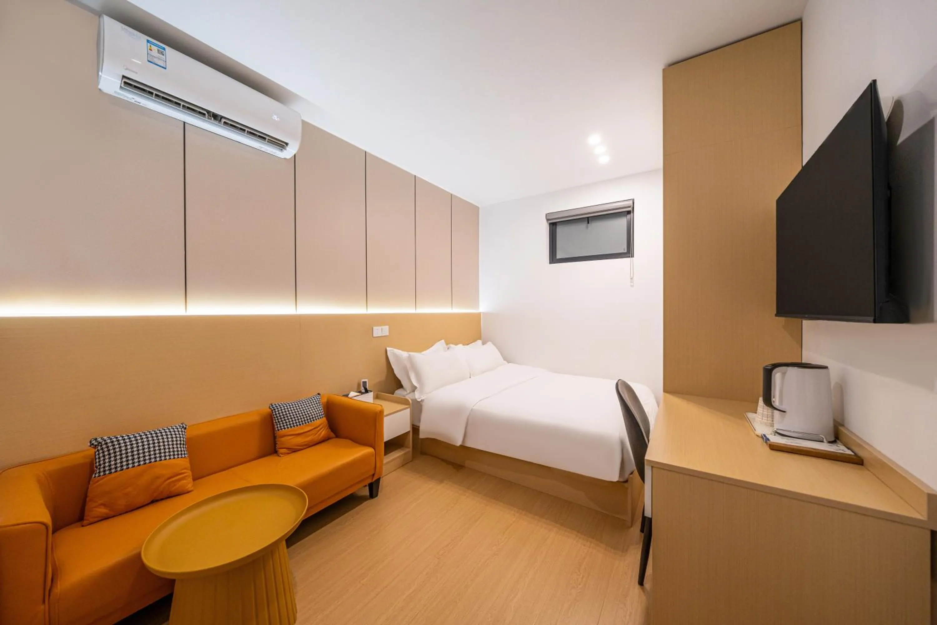 Double Room in Shanghai Chuxin Qicheng Hotel Shanghai International Tourism Resort