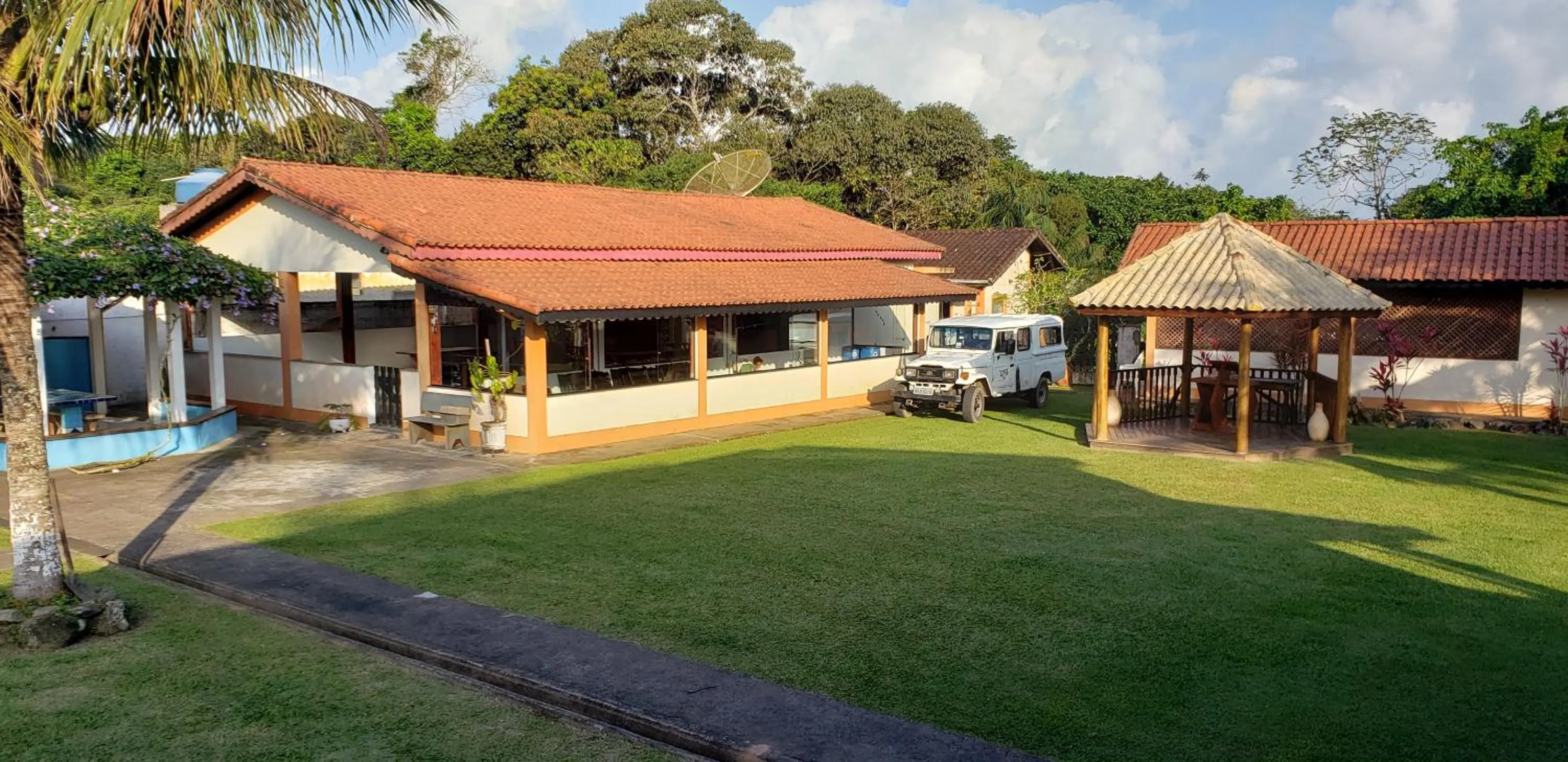 Property building in Pousada Atelier Aly da Costa