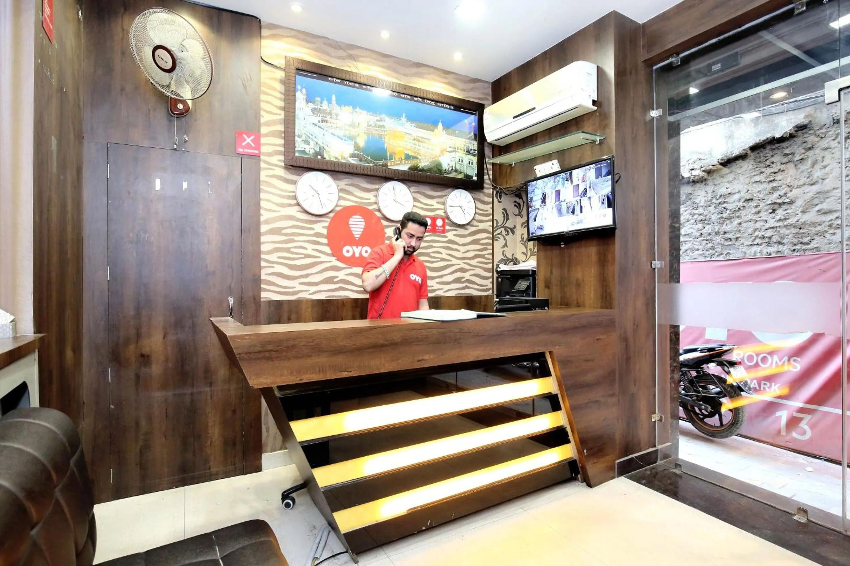 Lobby or reception in Hotel O Grand Park