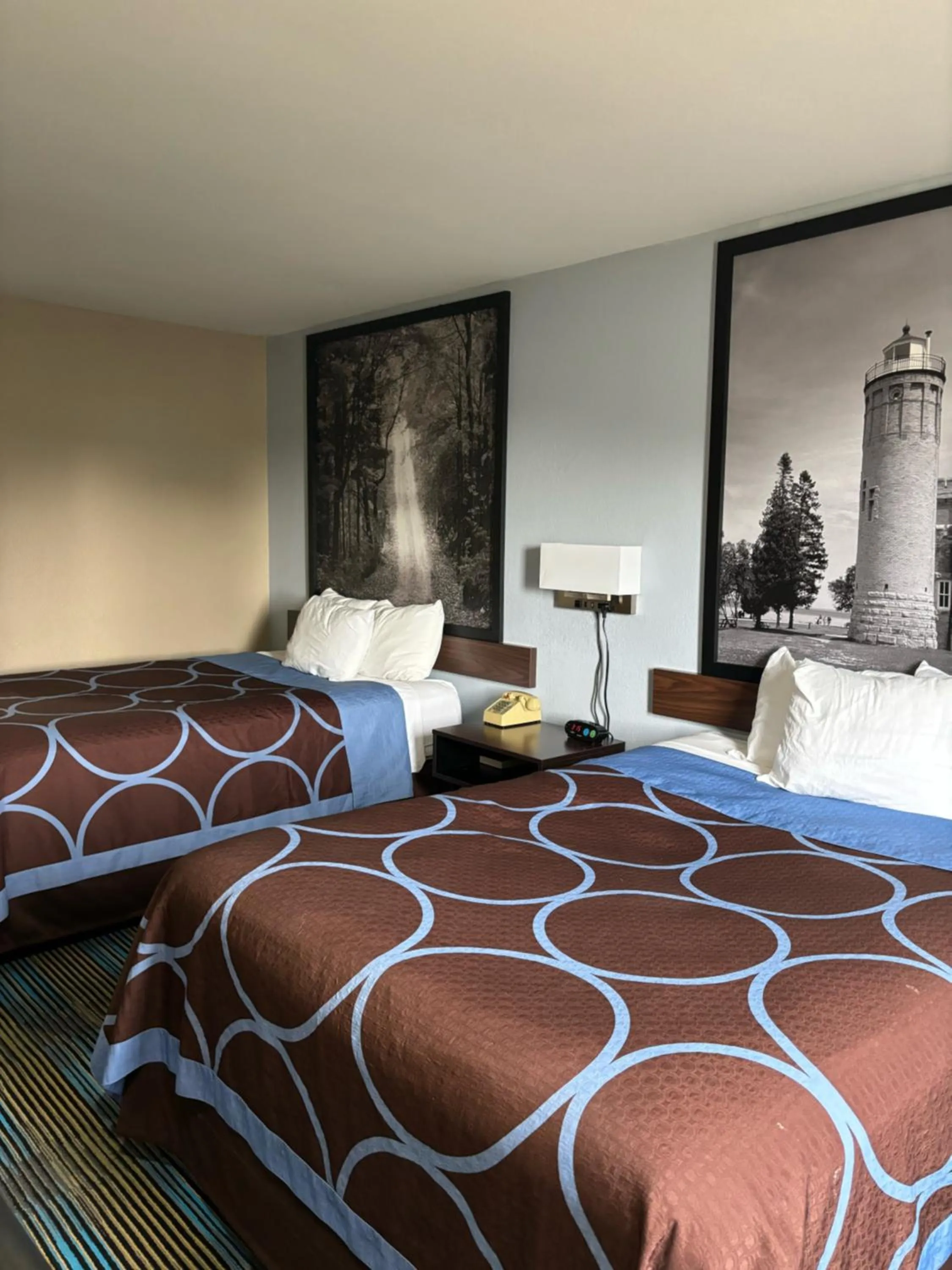 Bed in Super 8 by Wyndham Escanaba