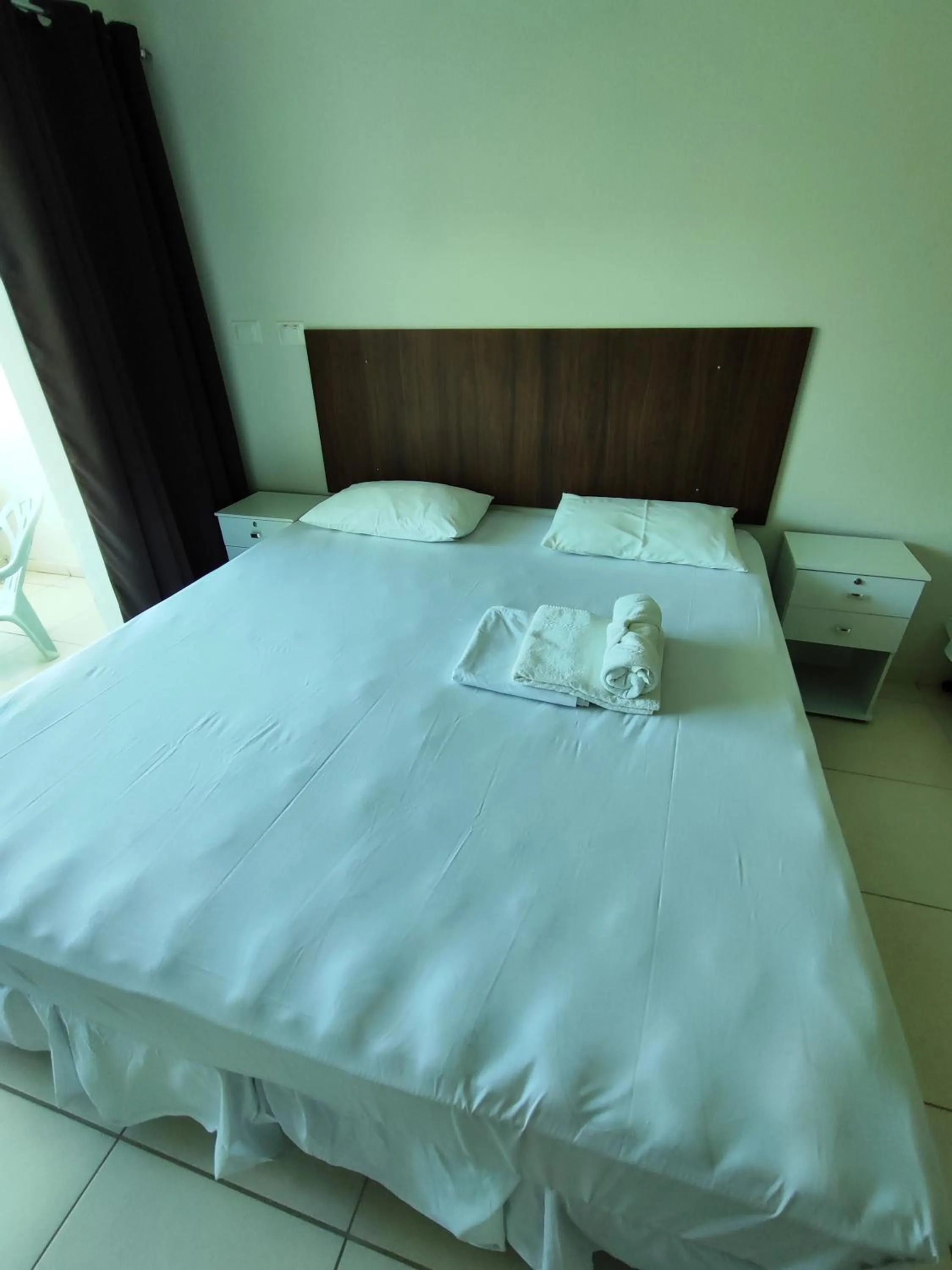 Bed in Divinos Flat Carneiros