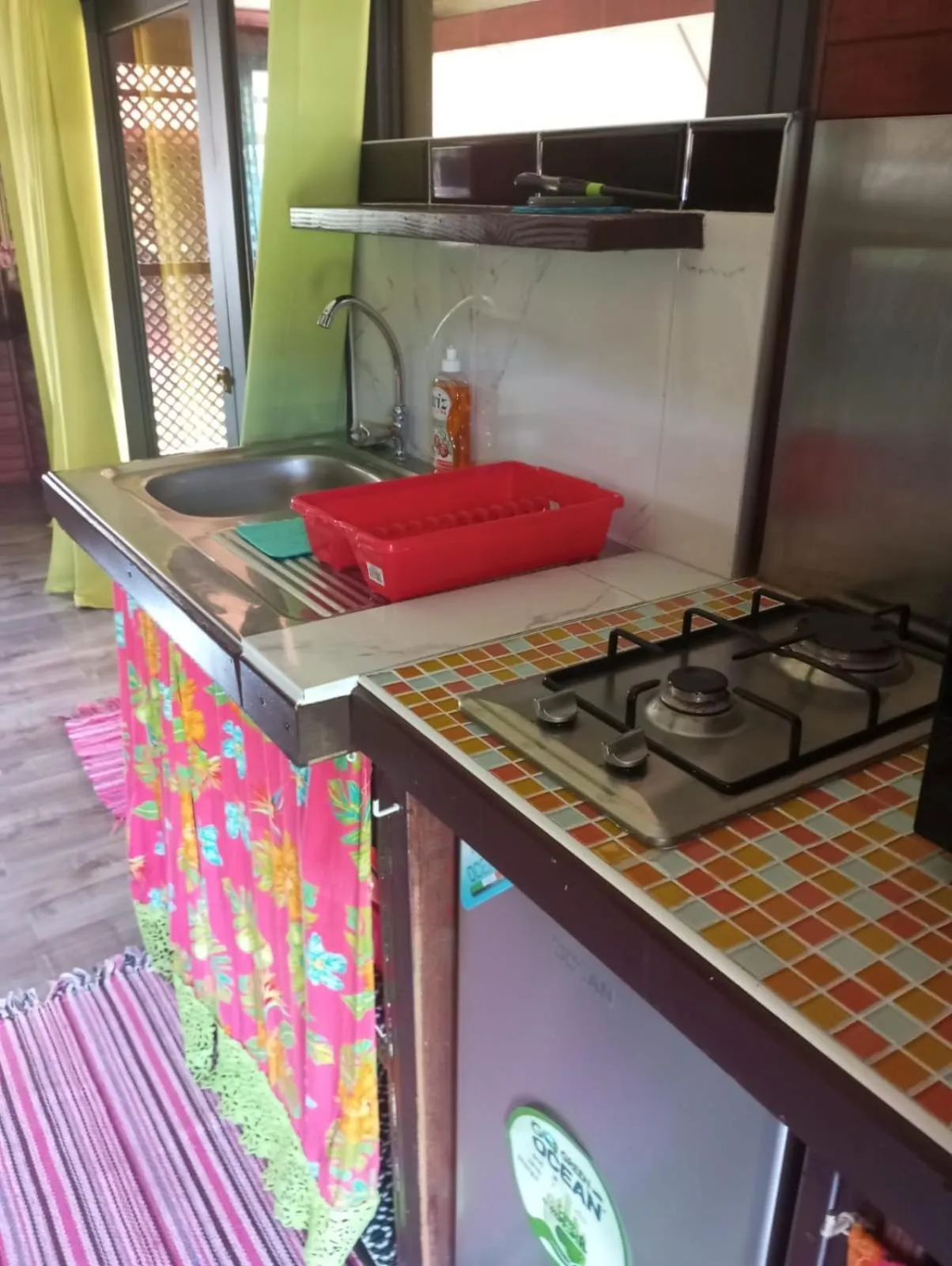 kitchen in Raiatea Airport Bungalow