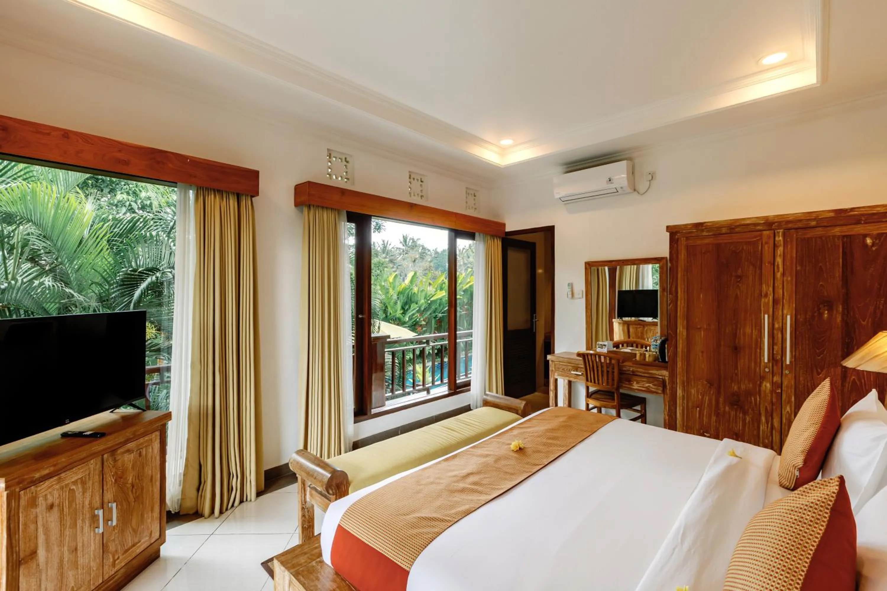 Bedroom, Bed in Puri Payogan Villa