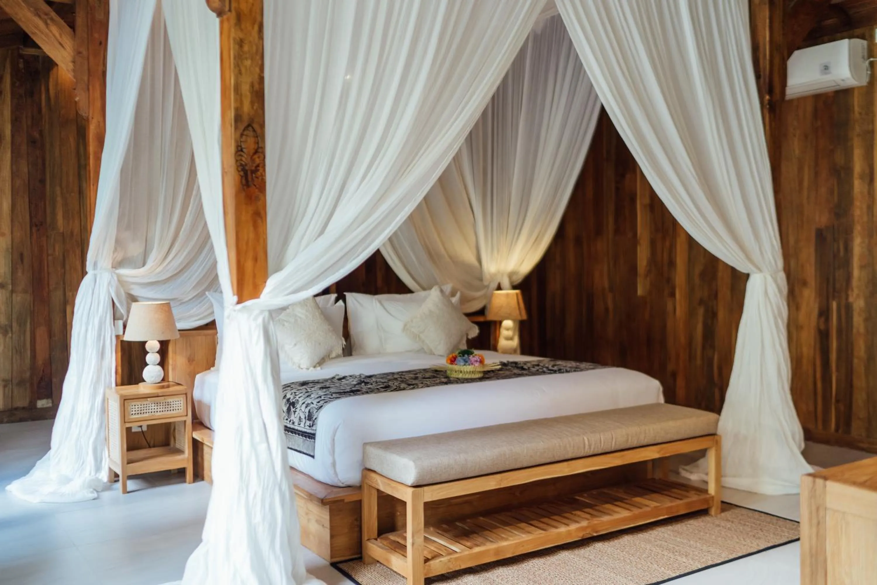 Bedroom, Bed in Puri Payogan Villa