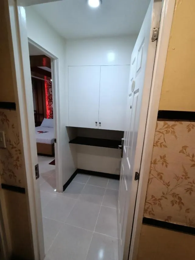 Photo of the whole room, Bed in Hotel Sogo - Monumento, LRT Station