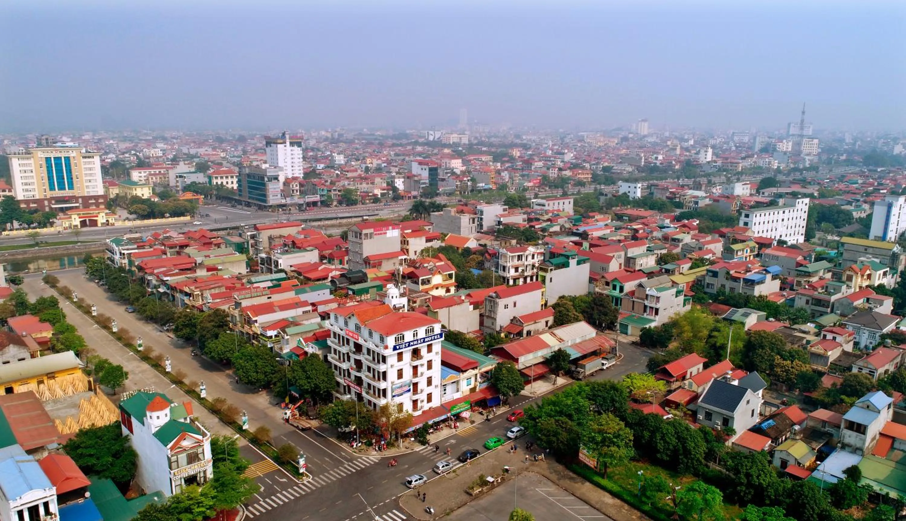 Property building in Viet Nhat Hotel