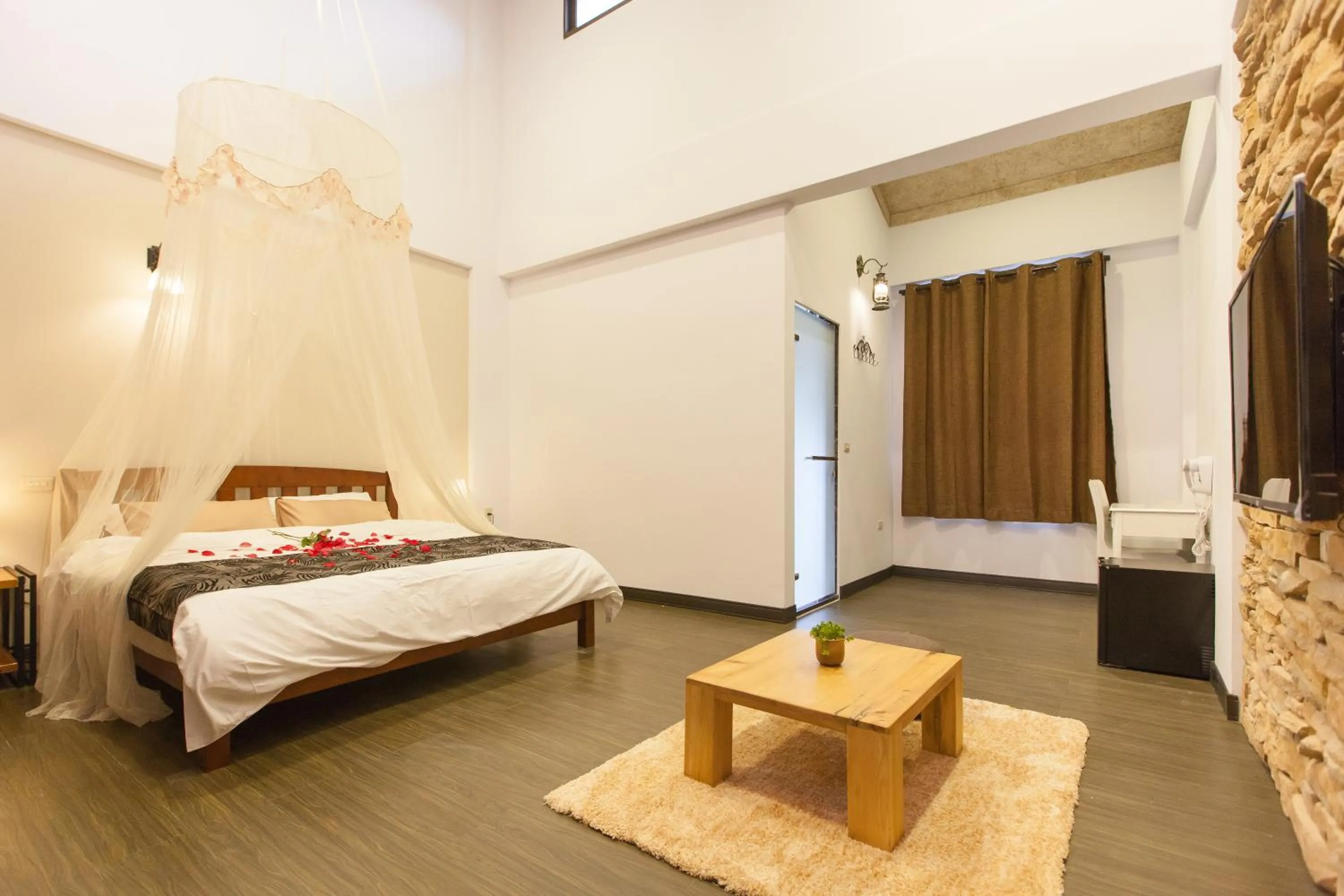 Bed in Summer Rocker Villa