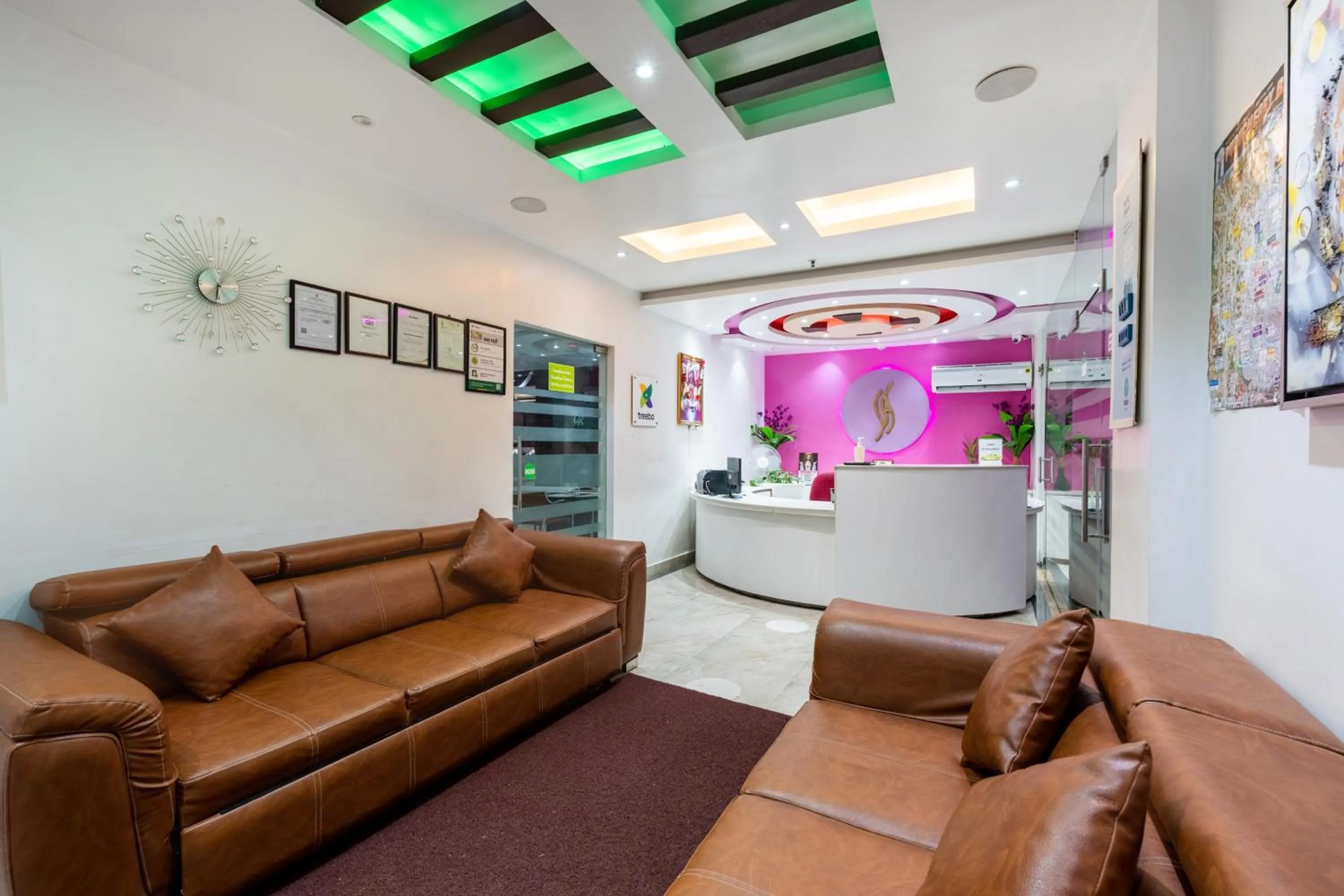 Lobby or reception in Treebo South Avenue, 700 Mts From Promenade Beach