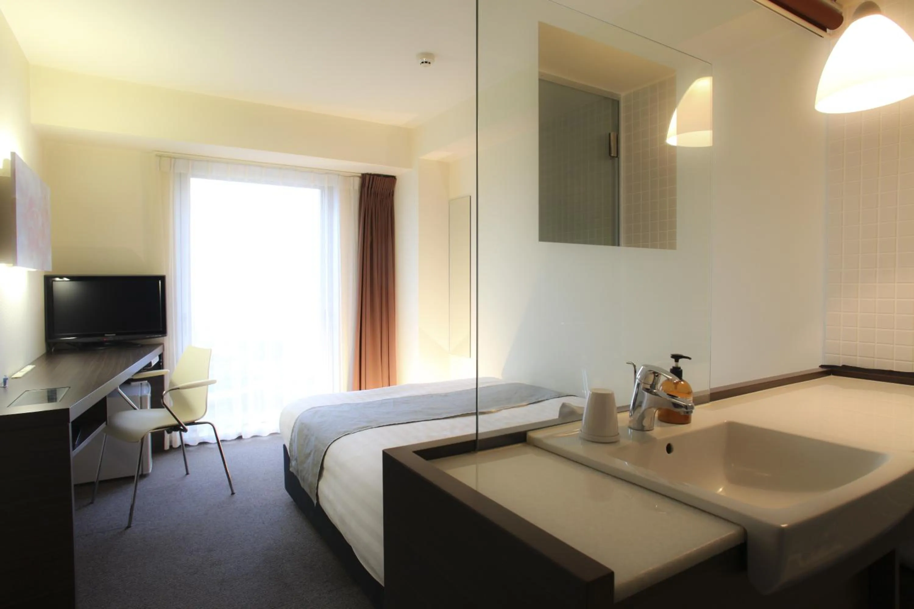 Bedroom, Bed in Hotel Inside Numazu Inter