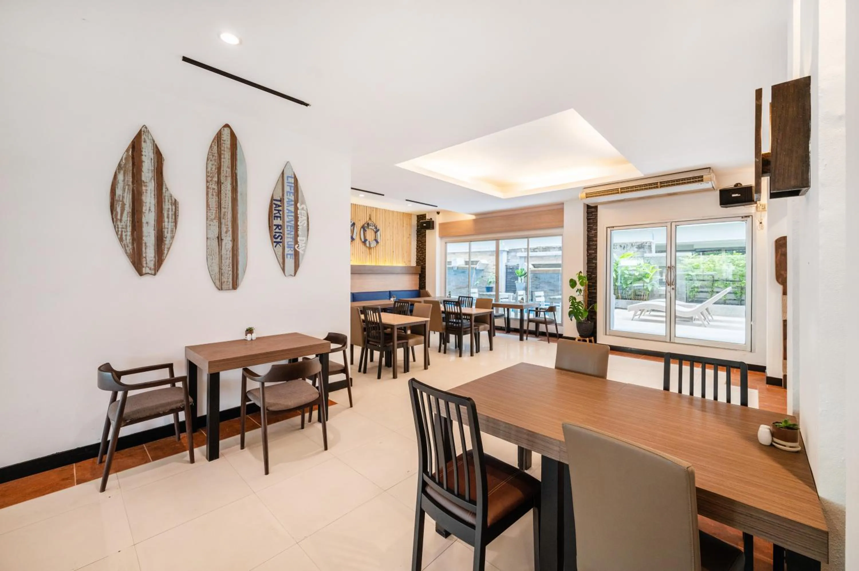 Restaurant/places to eat in Kokotel Pattaya South Beach