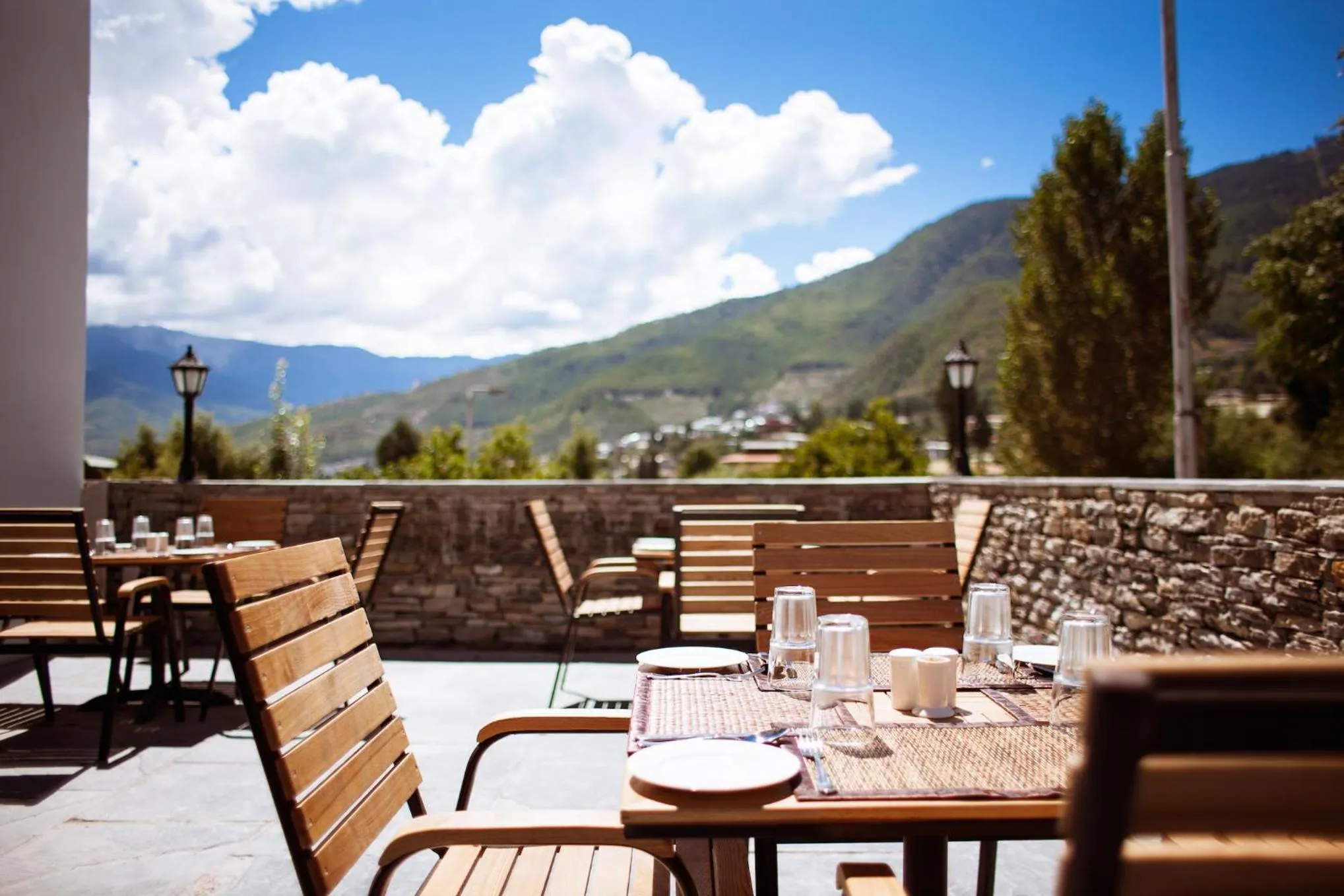 Restaurant/places to eat in Hotel Osel